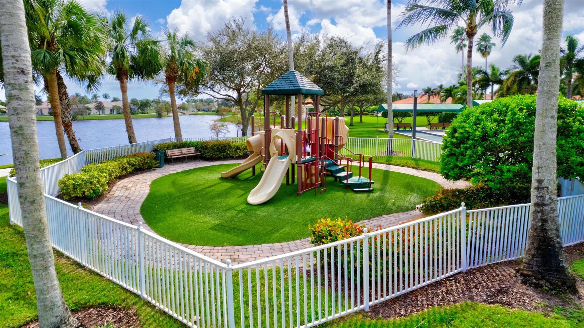 VILLAGEWALK OF WELLINGTON - Residential Lease