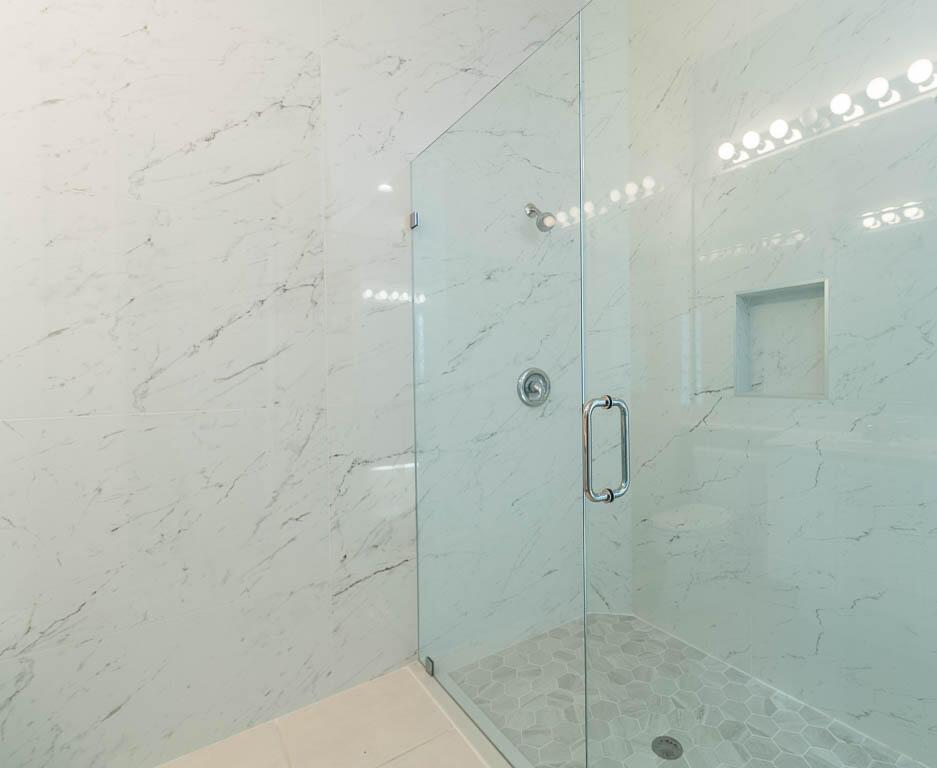 VILLAGEWALK OF WELLINGTON - Residential Lease