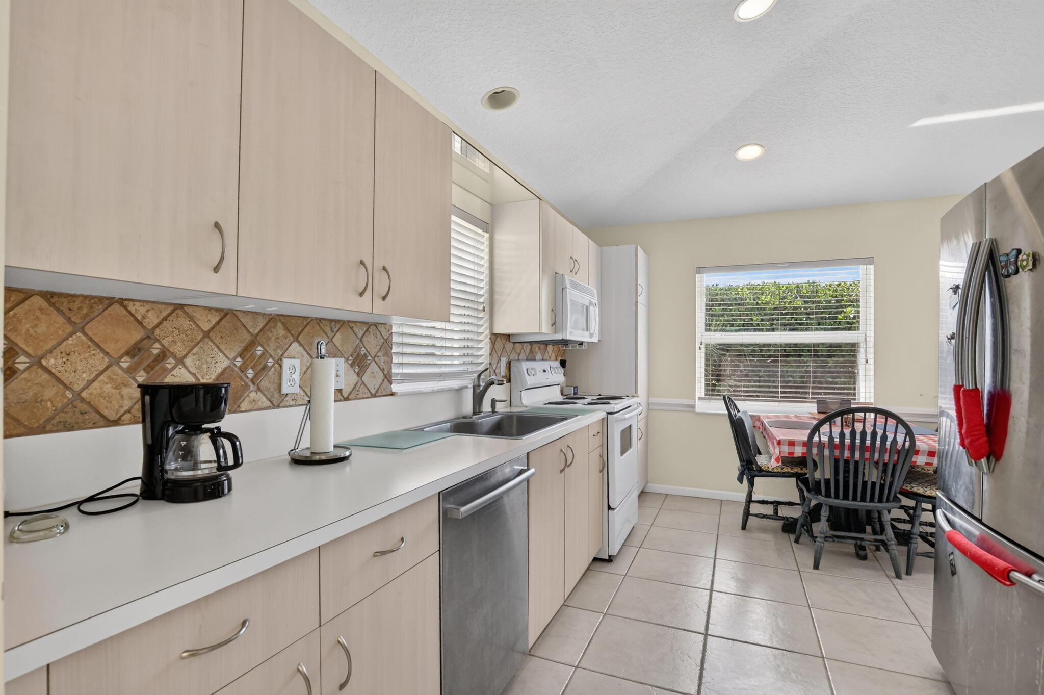 13030 Hampton Lakes Circle