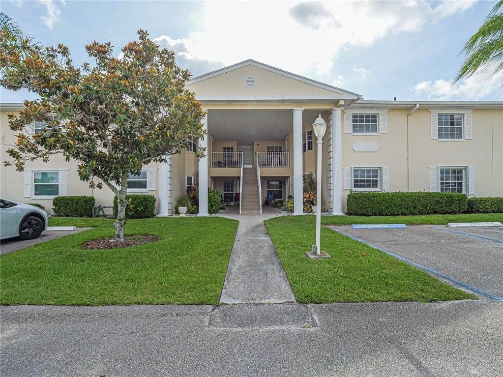 Photo of 700 Lake Orchid Circle #105, Vero Beach, FL 32962 (MLS # R11096860)