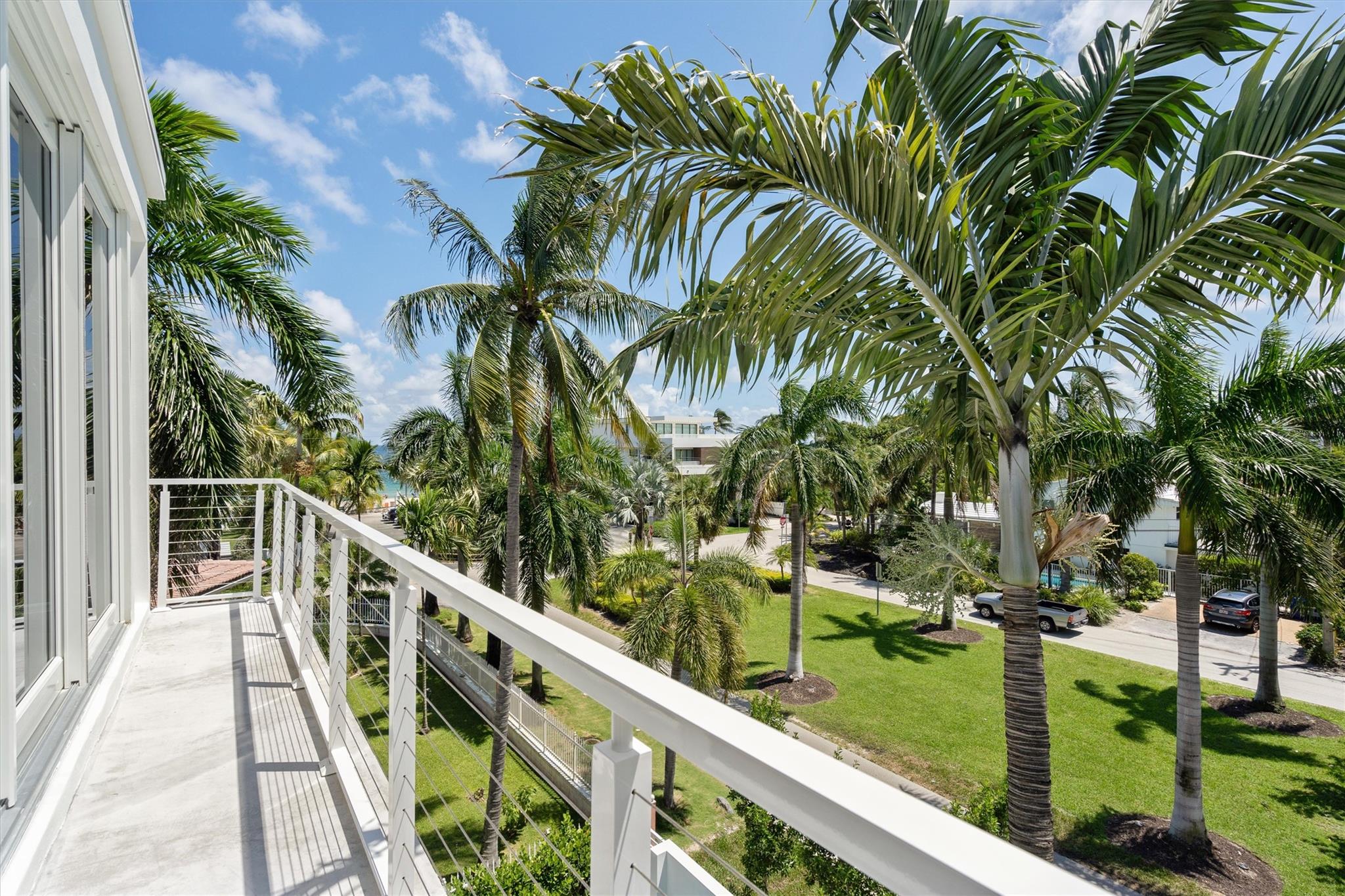 Lauderdale Beach 4-2 B - Residential