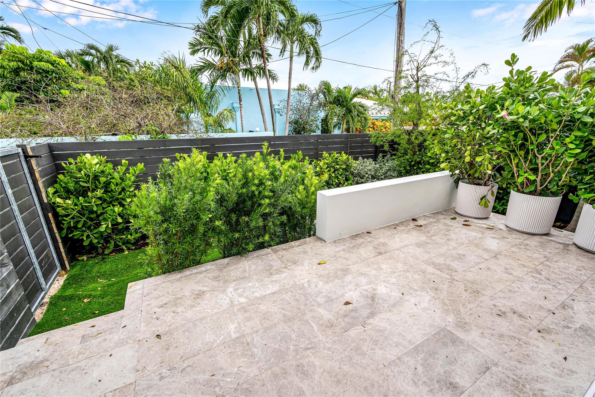 Lauderdale Beach 4-2 B - Residential