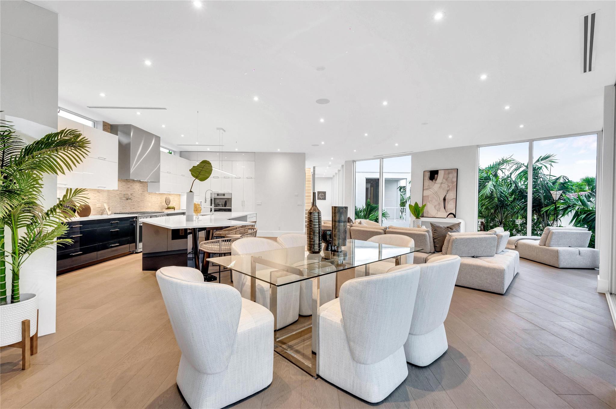 Lauderdale Beach 4-2 B - Residential