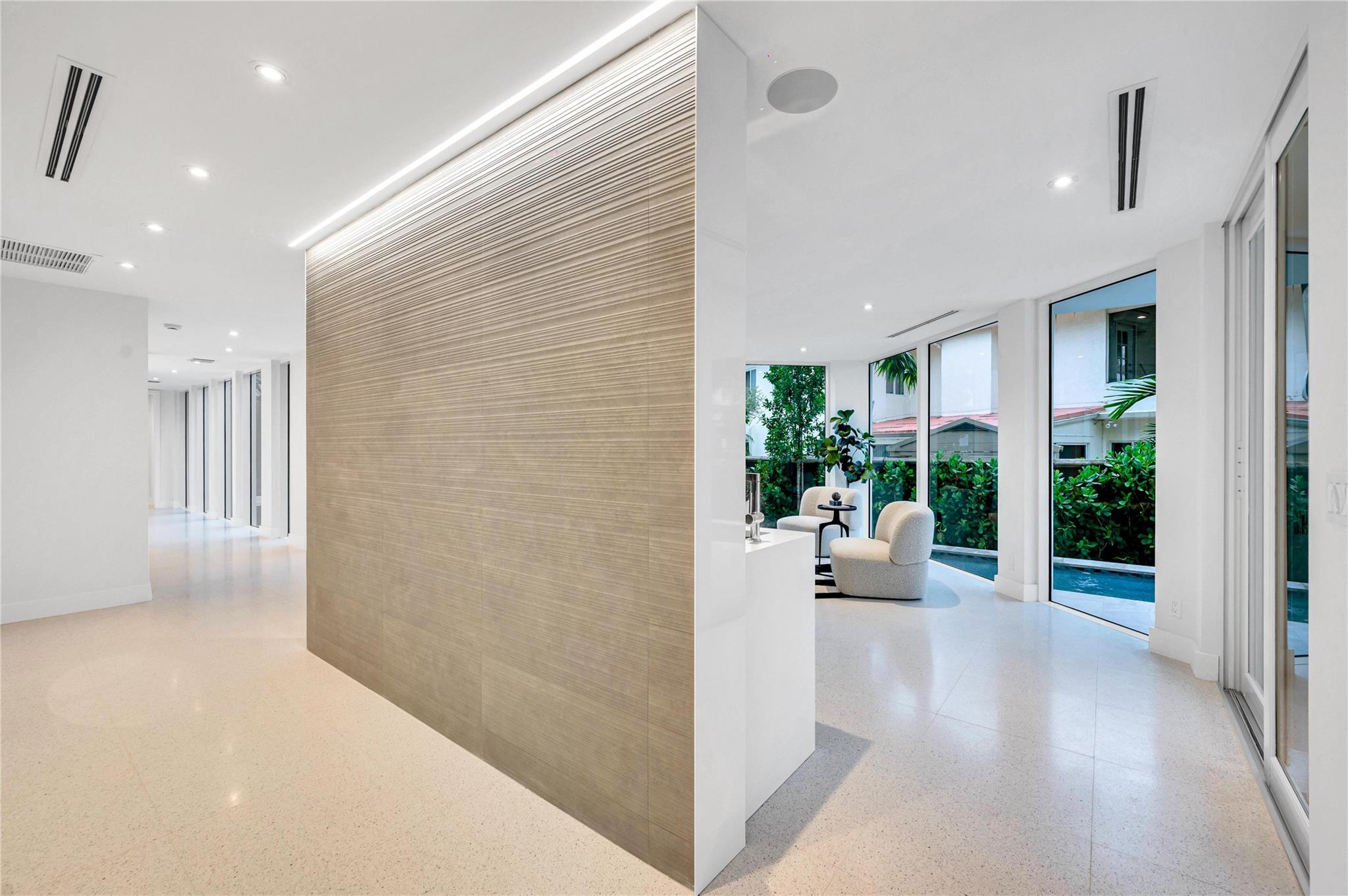 Lauderdale Beach 4-2 B - Residential