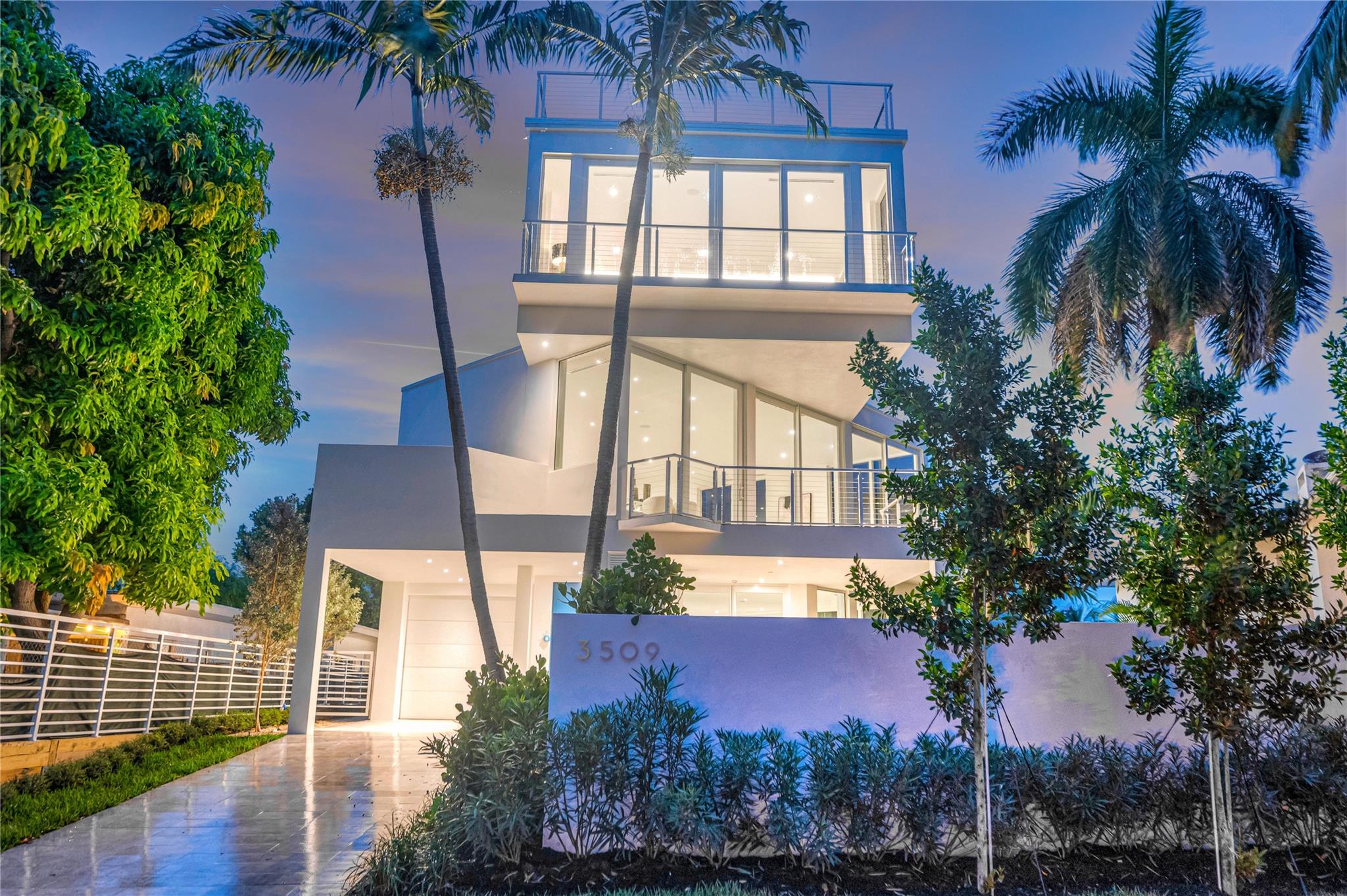 Lauderdale Beach 4-2 B - Residential