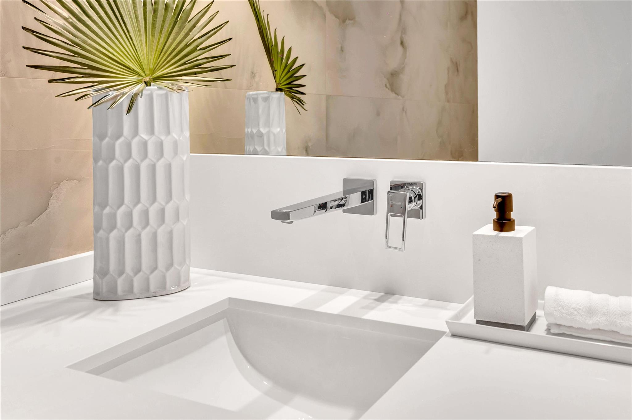 Lauderdale Beach 4-2 B - Residential