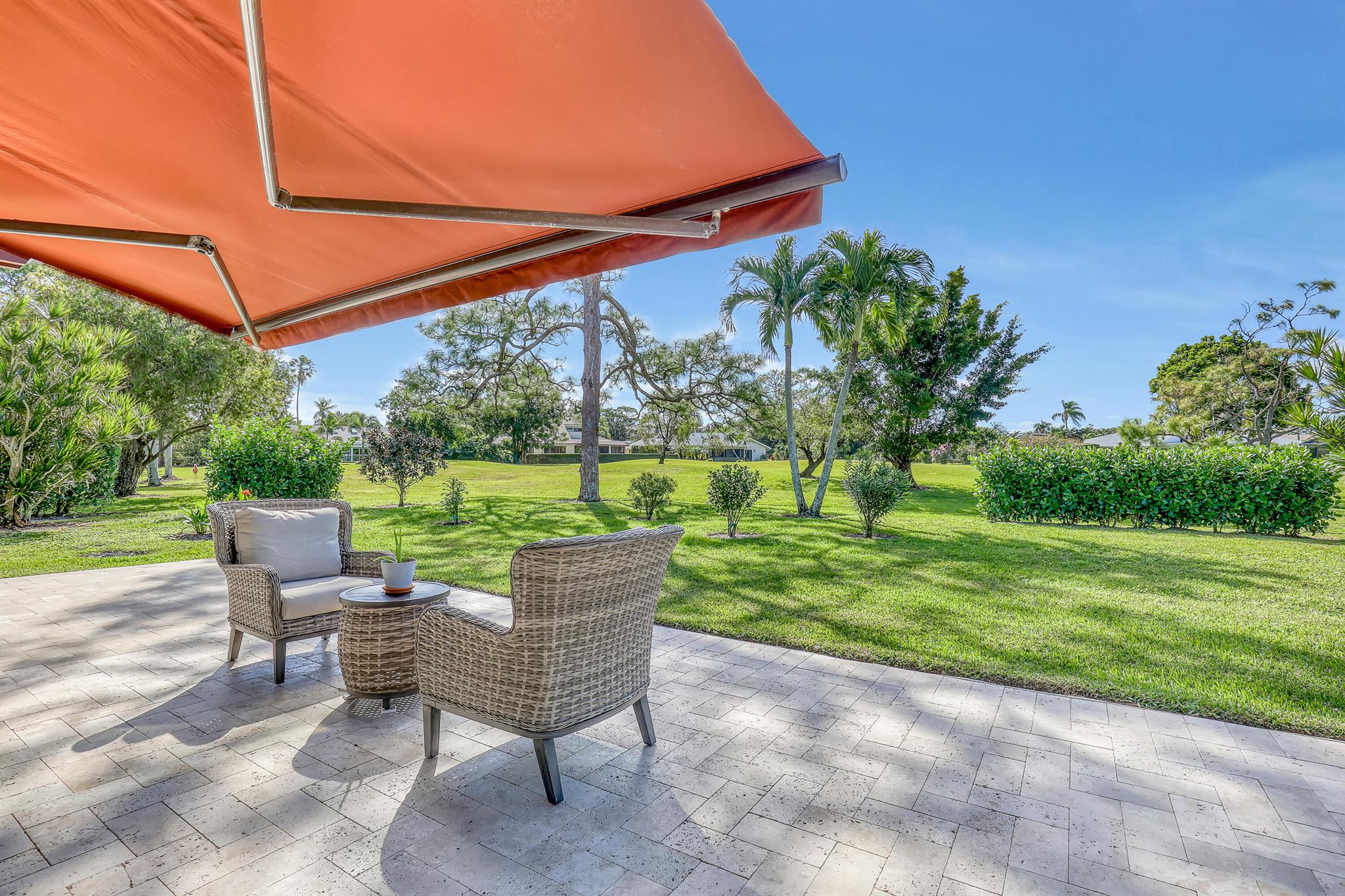 EASTPOINTE COUNTRY CLUB 8 - Residential Lease