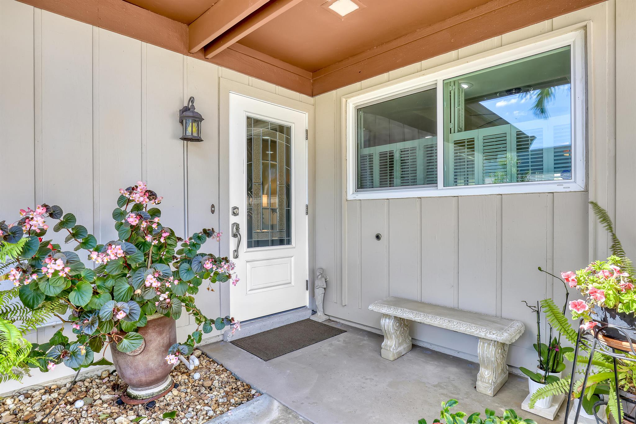 EASTPOINTE COUNTRY CLUB 8 - Residential Lease