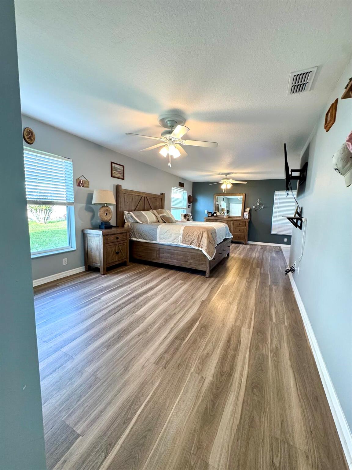 MAJESTIC OAKS SECOND ADDI - Residential