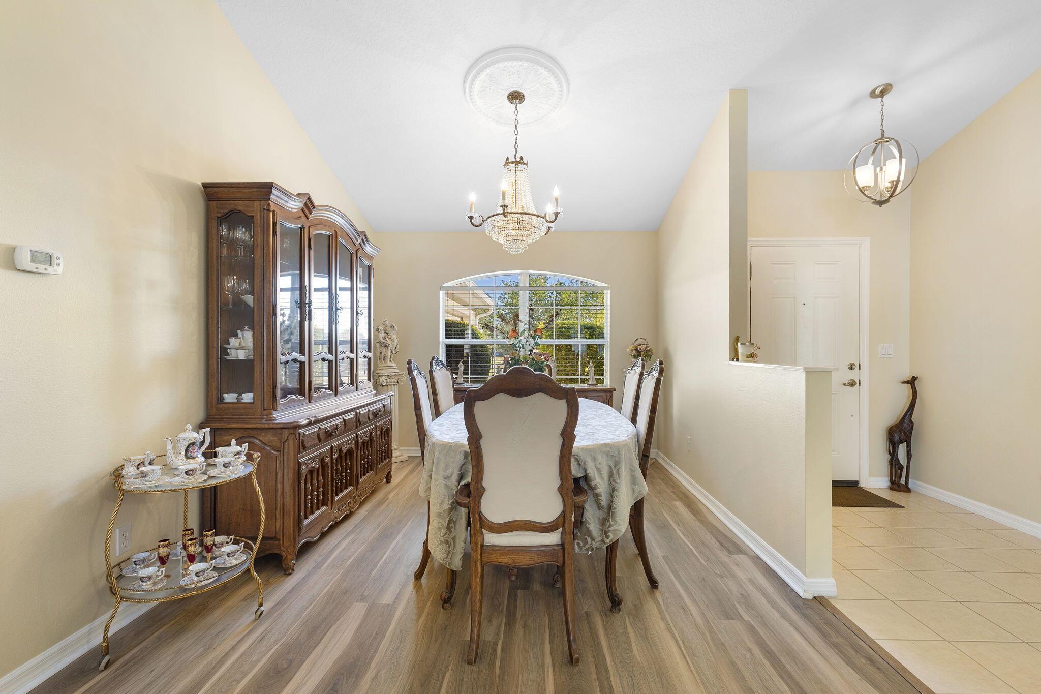 MAJESTIC OAKS SECOND ADDI - Residential