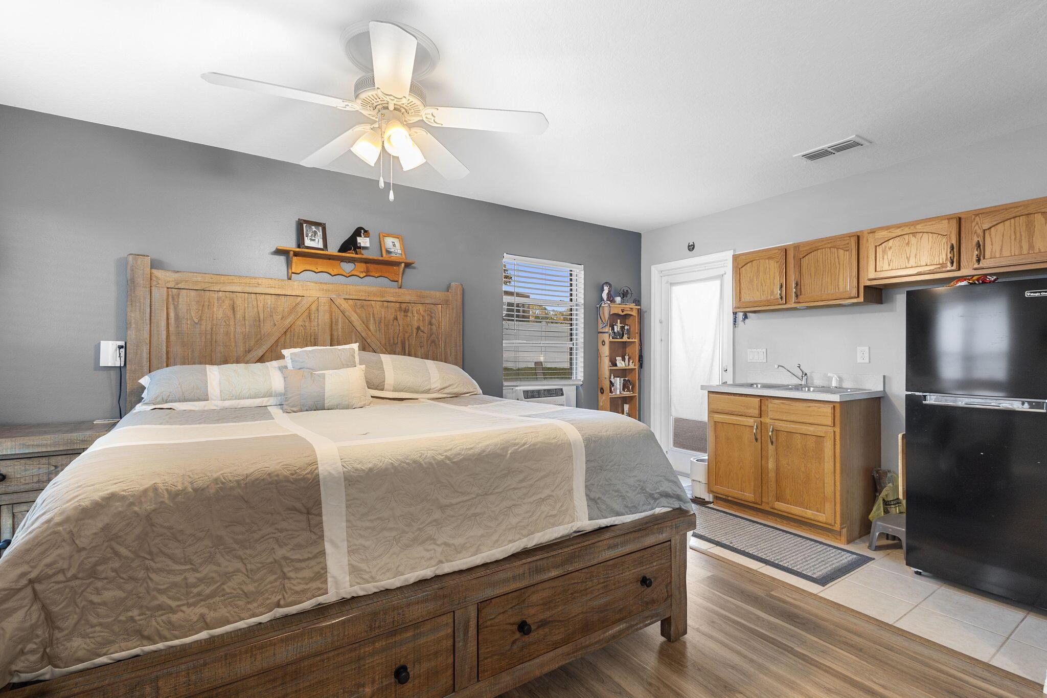 MAJESTIC OAKS SECOND ADDI - Residential