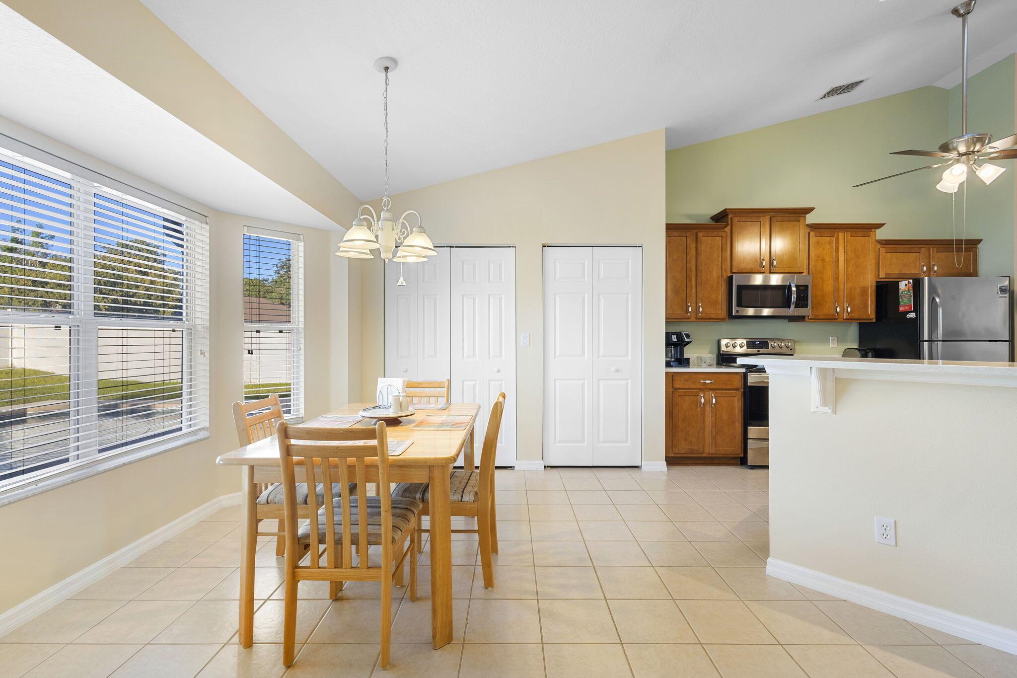 MAJESTIC OAKS SECOND ADDI - Residential