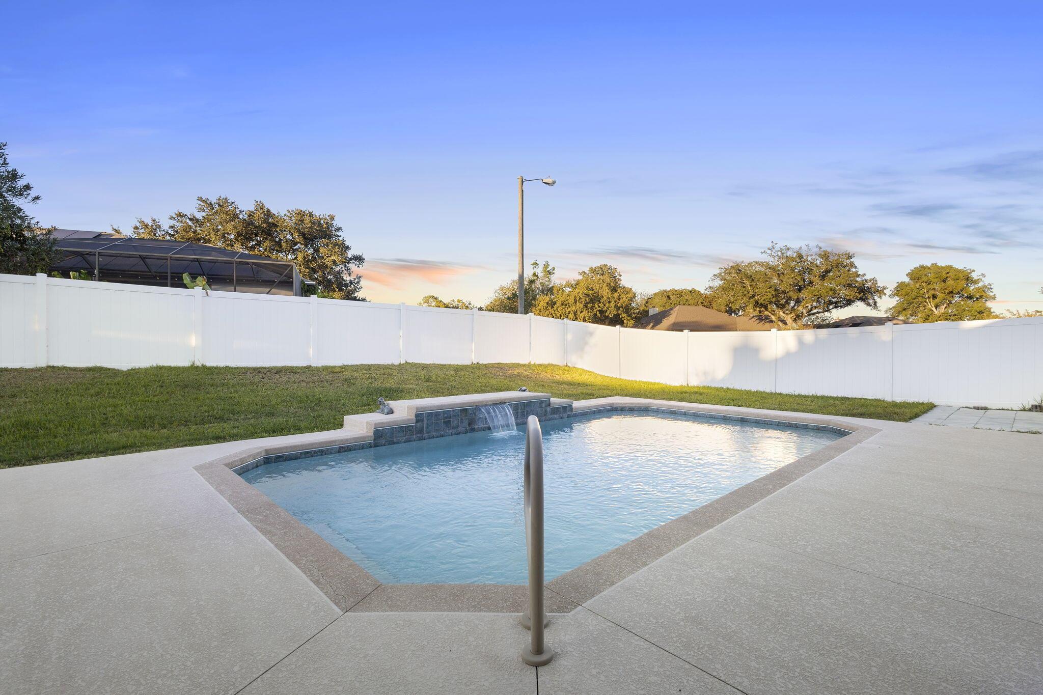 MAJESTIC OAKS SECOND ADDI - Residential