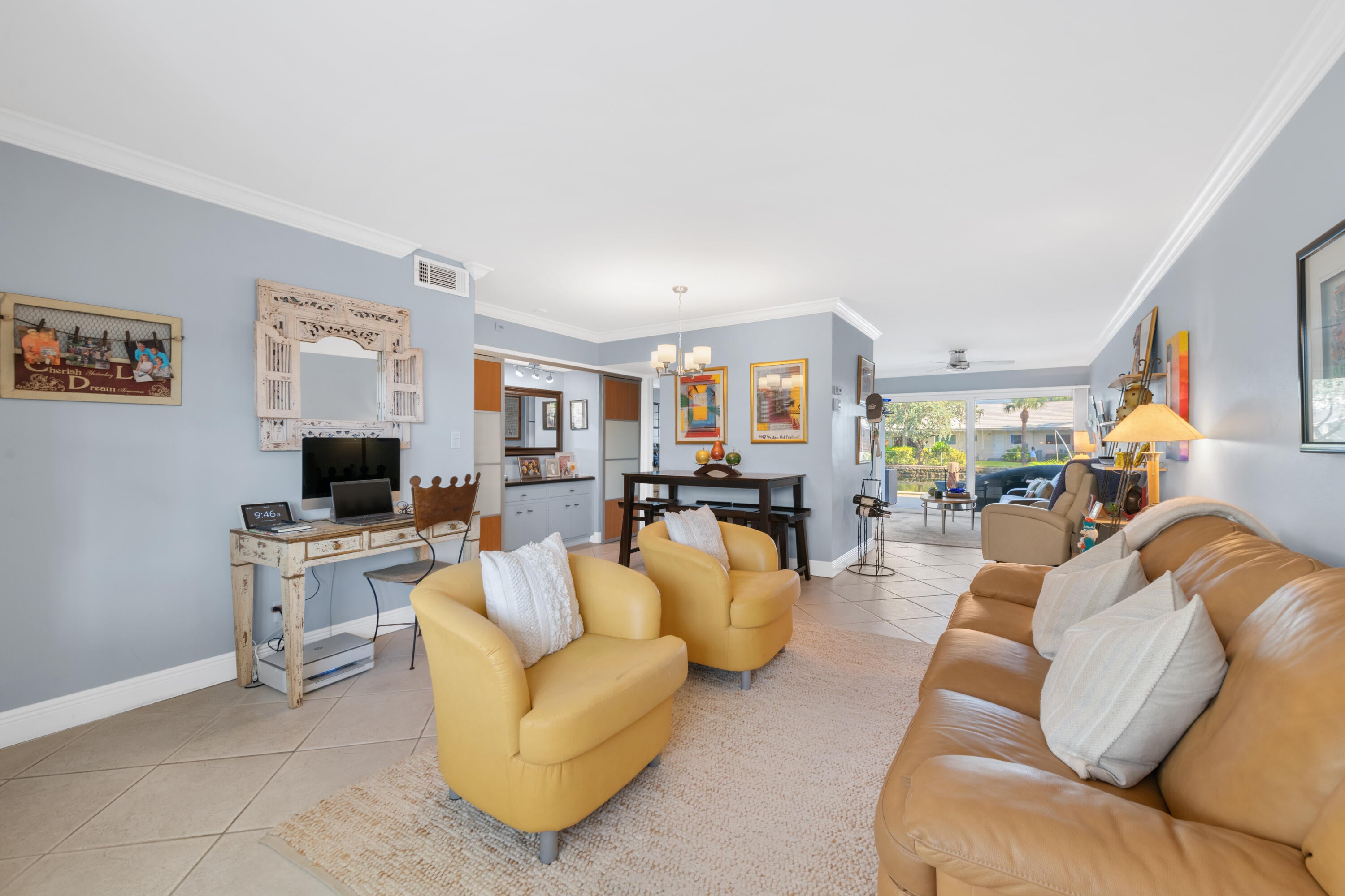 535 HENDRICKS Isle 106