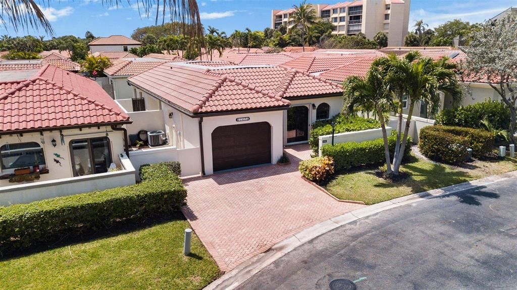 Photo of 1476 Via De La Palma, Jupiter, FL 33477 (MLS # R10706709)