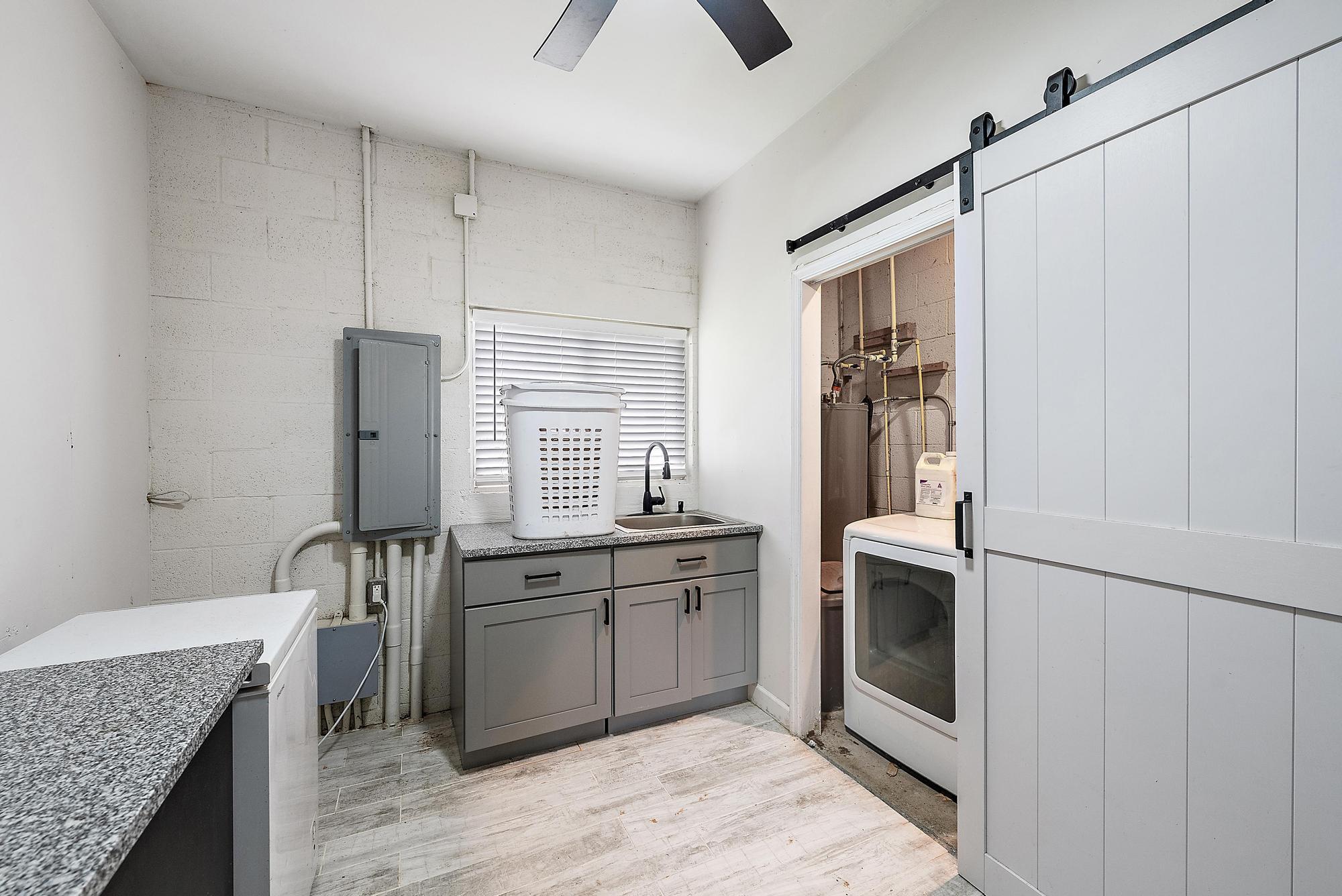 LOXAHATCHEE GROVES - Residential Lease