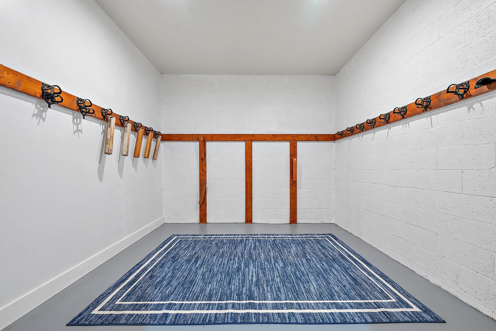 LOXAHATCHEE GROVES - Residential Lease