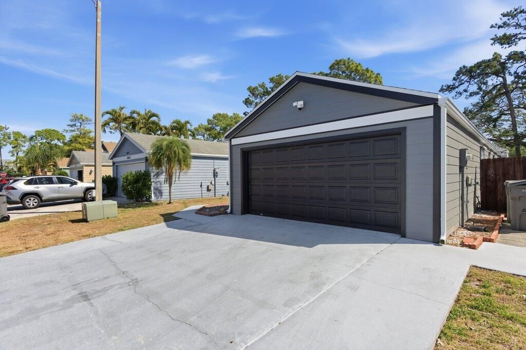 Photo of 1412 Corn Flower Lane, West Palm Beach, FL 33415 (MLS # R11167653)