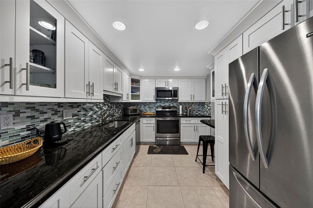 Photo of 531 N Ocean Boulevard #1906, Pompano Beach, FL 33062 (MLS # F10535321)