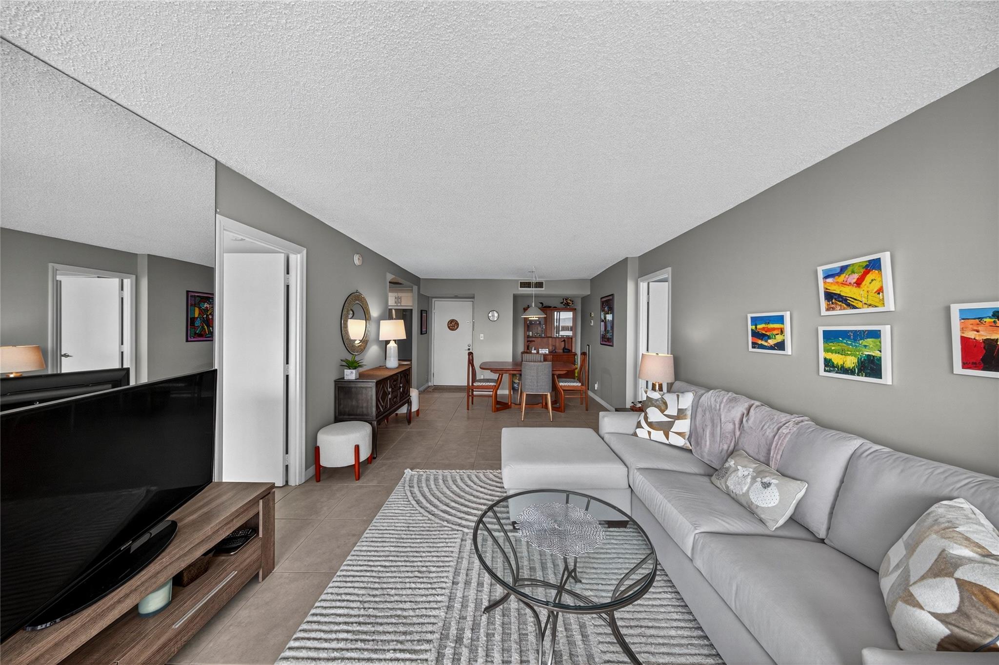 Silver Thatch - Residential Lease