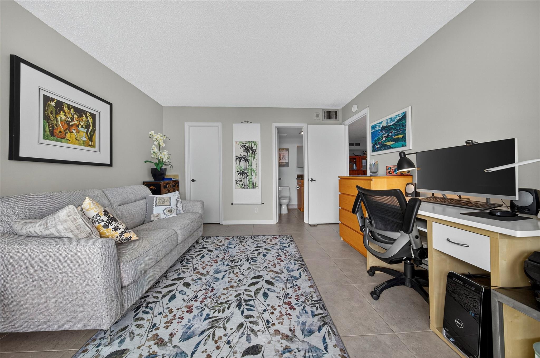 Silver Thatch - Residential Lease