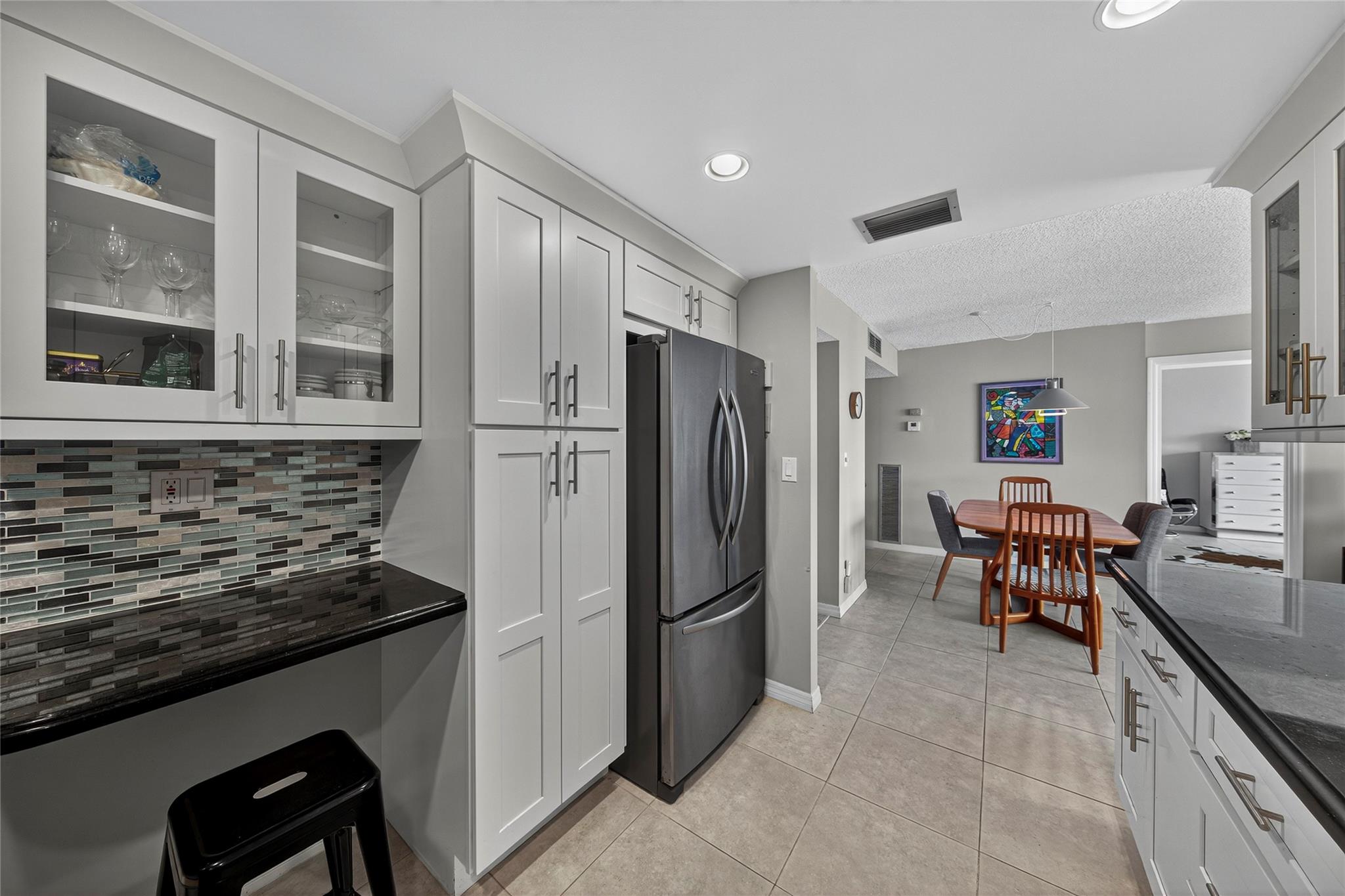 Silver Thatch - Residential Lease