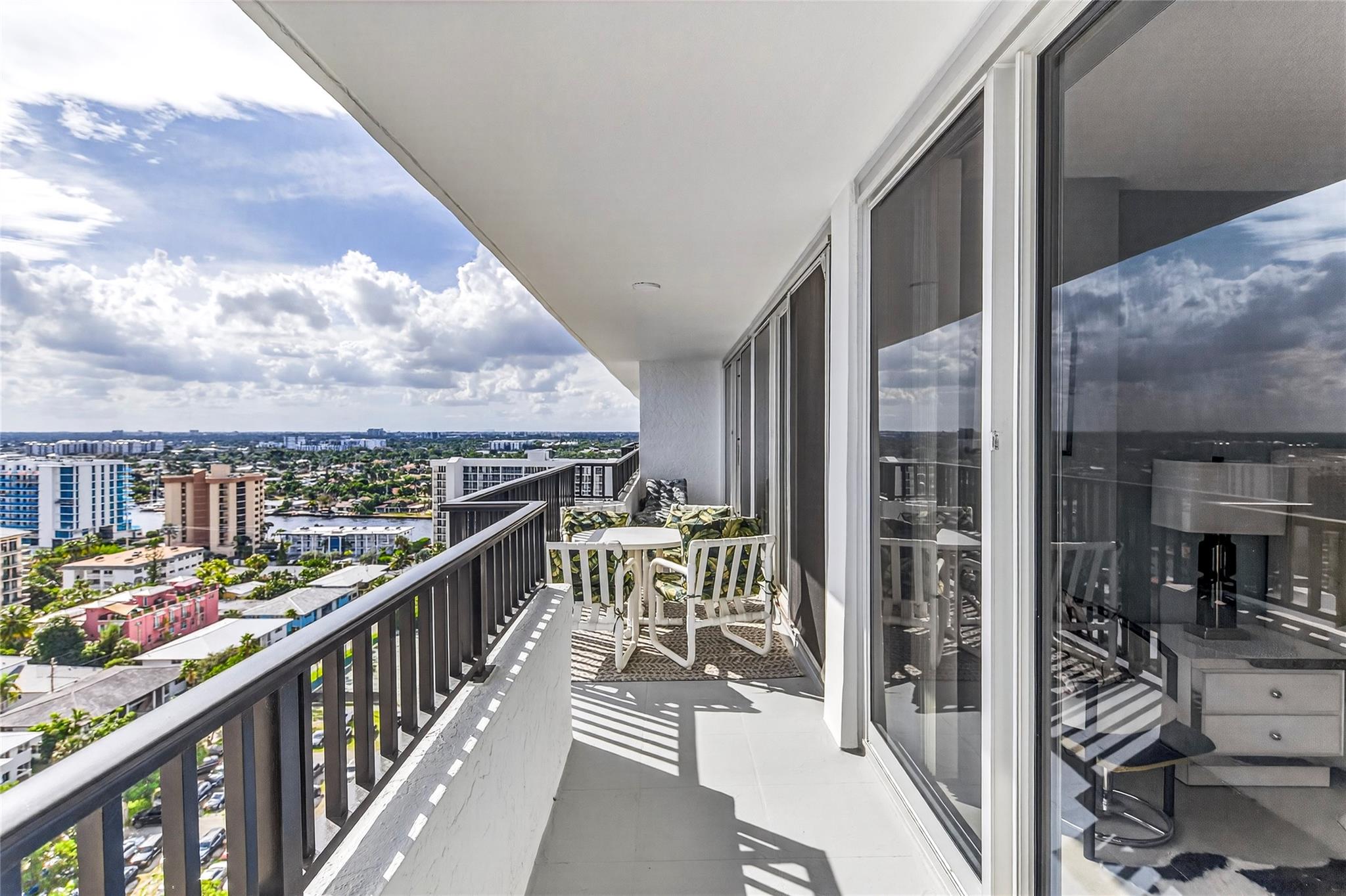 Silver Thatch - Residential Lease