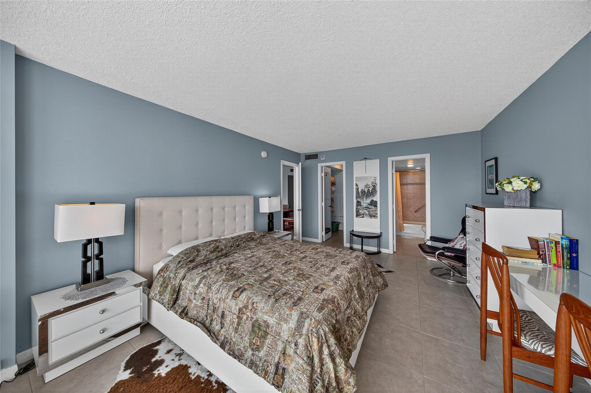 Silver Thatch - Residential Lease