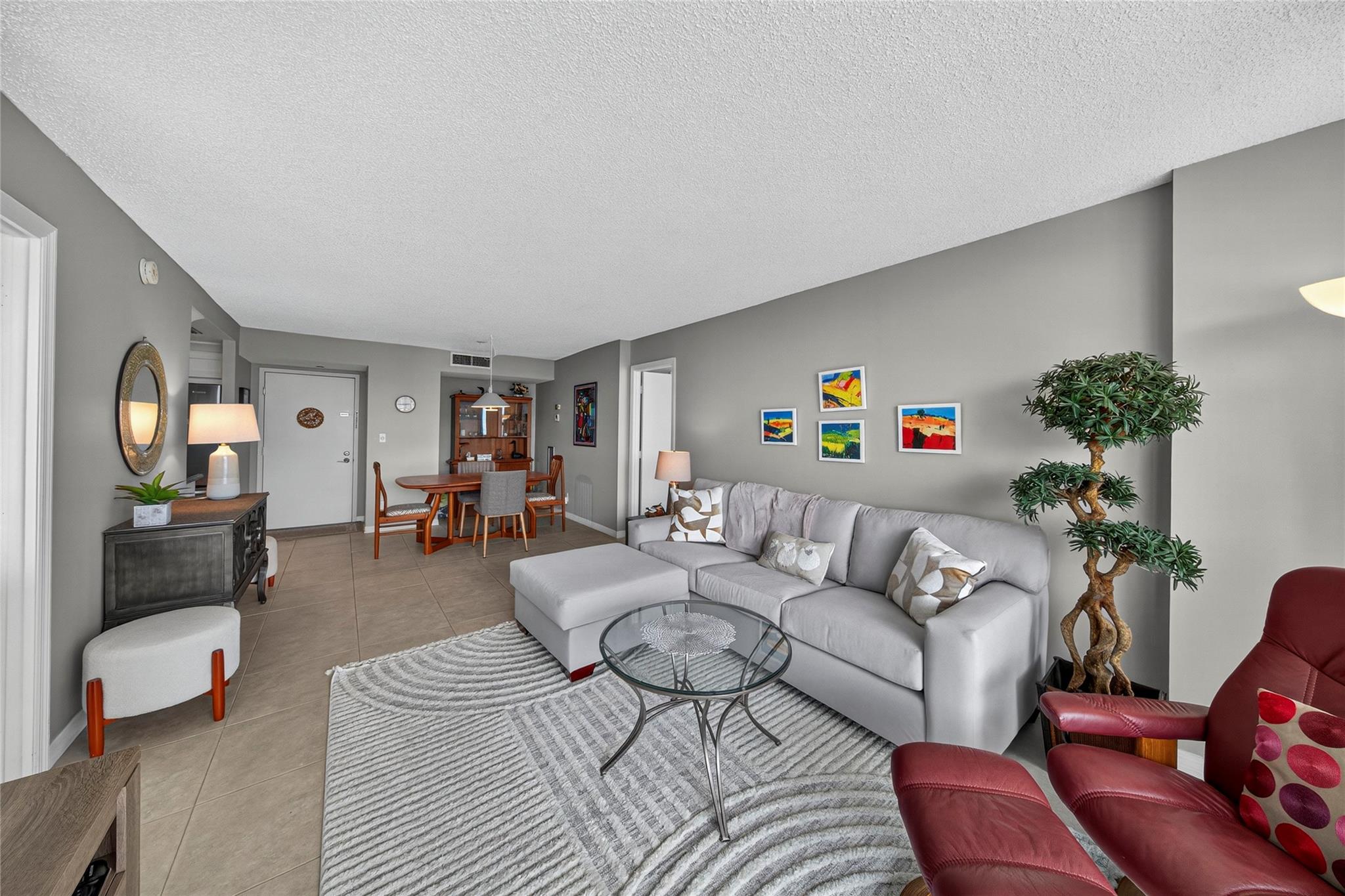 Silver Thatch - Residential Lease