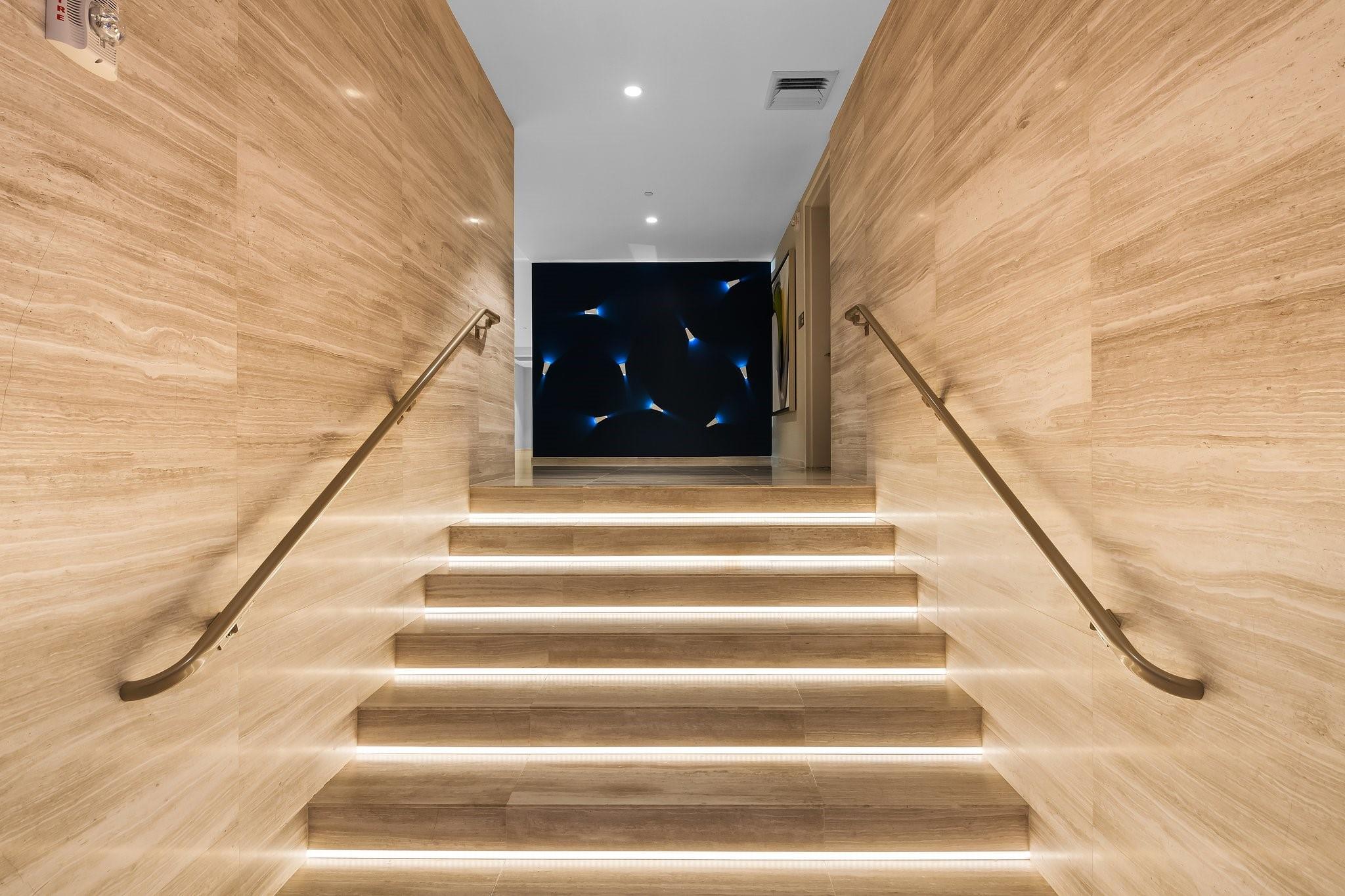 Paramount - Residential