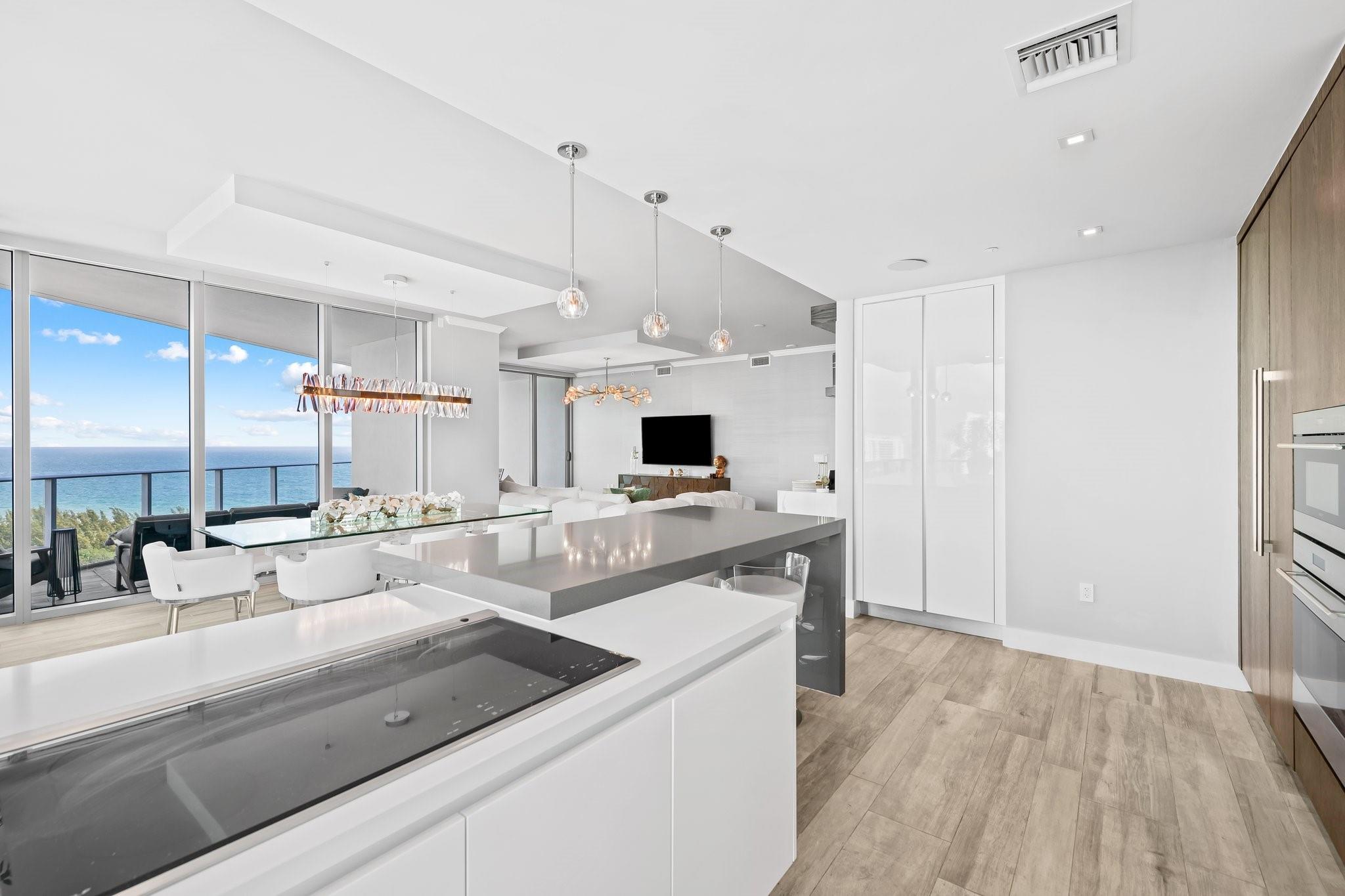 Paramount - Residential