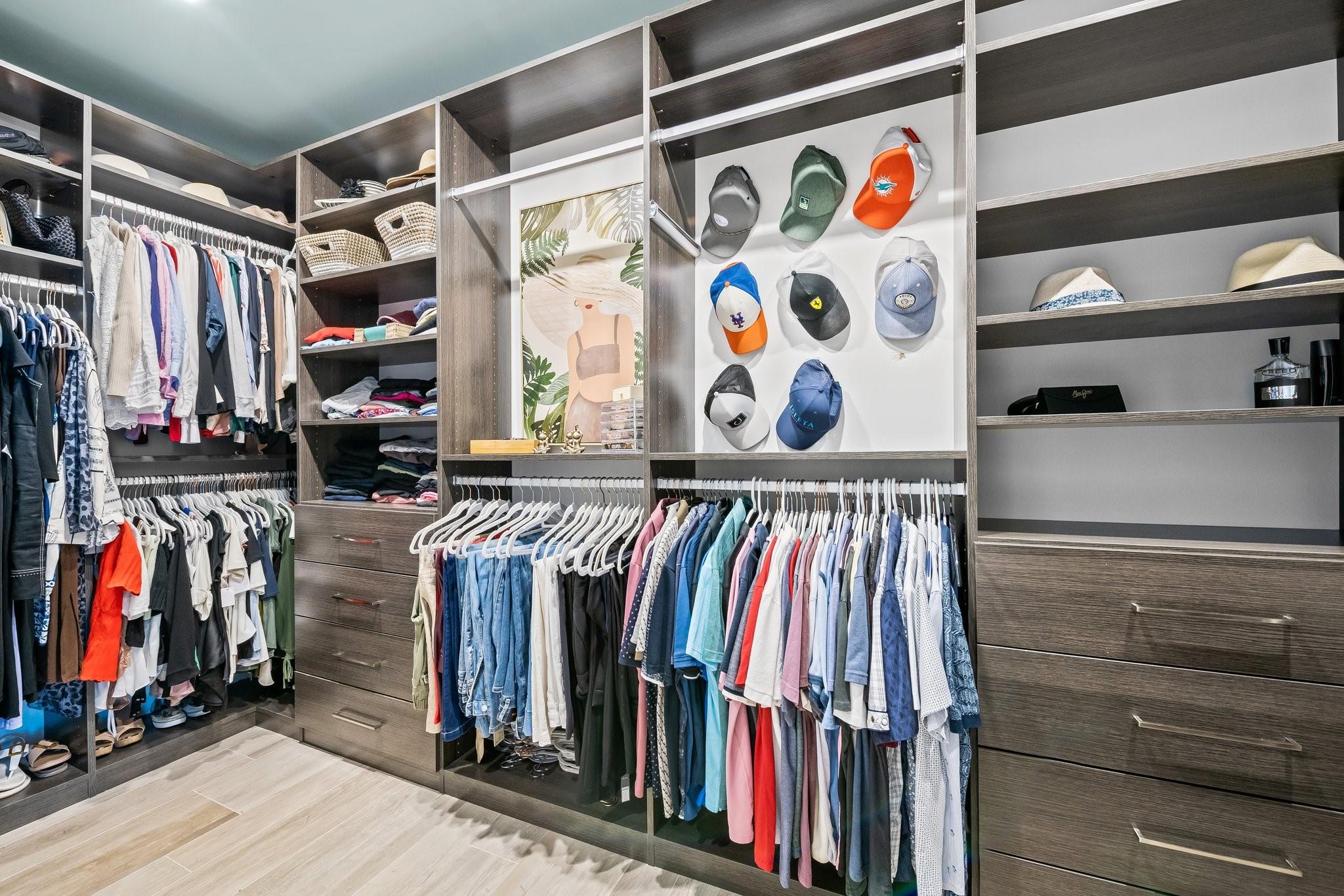 Paramount - Residential