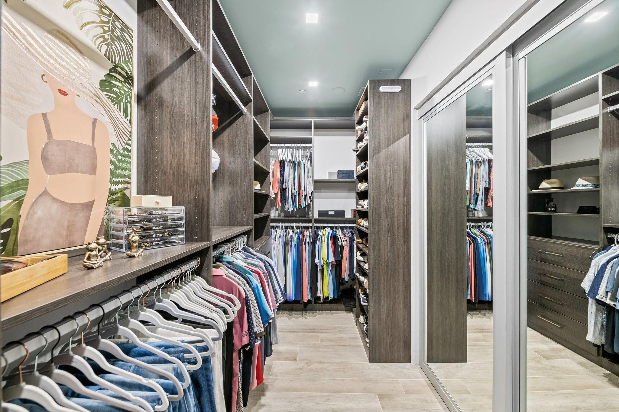 Paramount - Residential