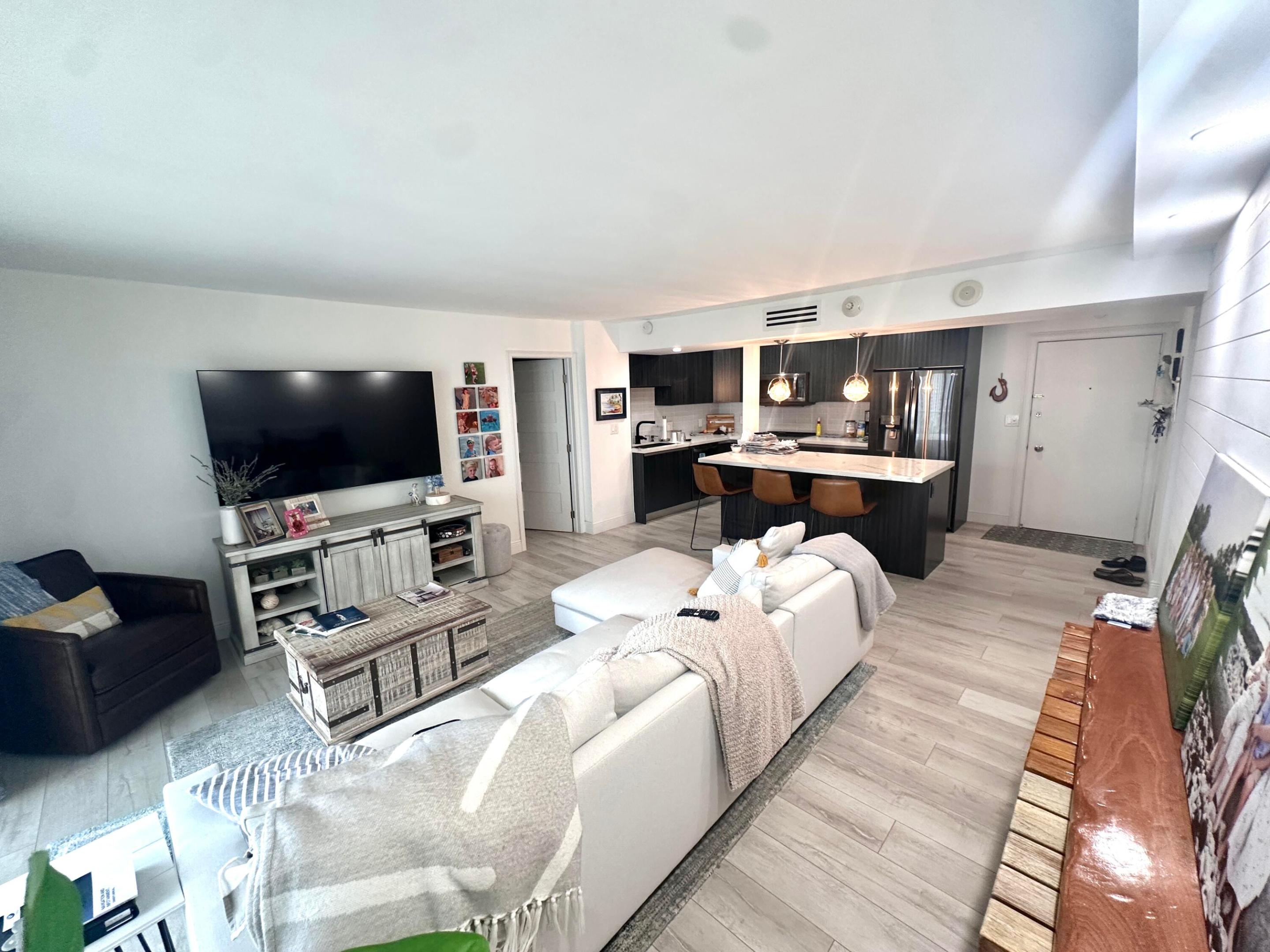 VENETIAN CONDO - Residential