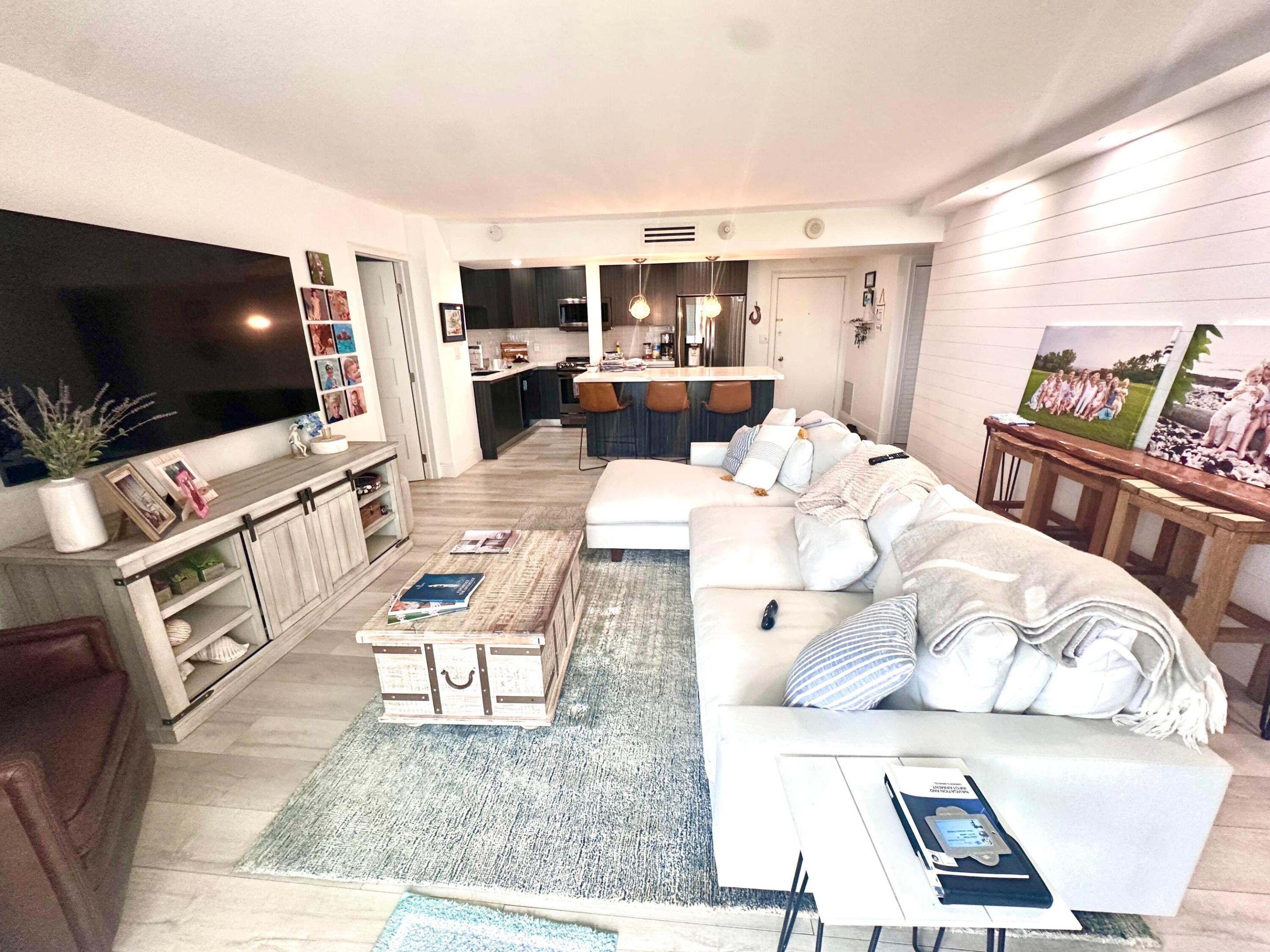 VENETIAN CONDO - Residential