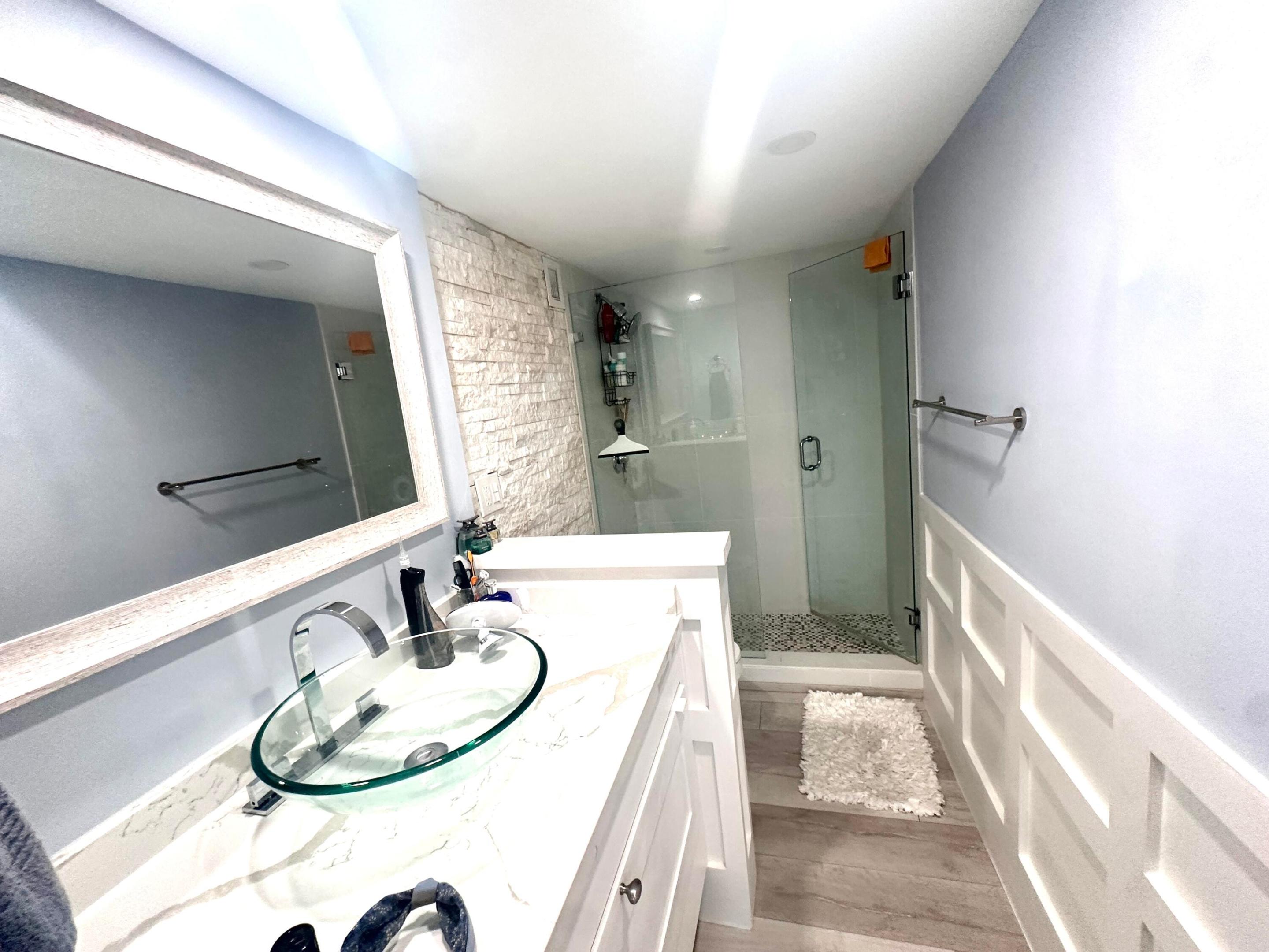 VENETIAN CONDO - Residential