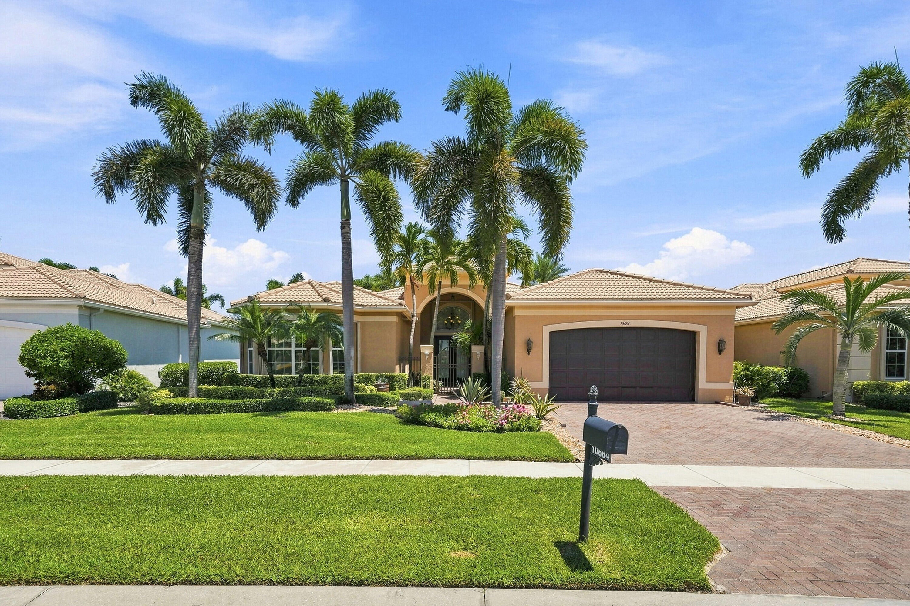 10684 Whitewind Circle