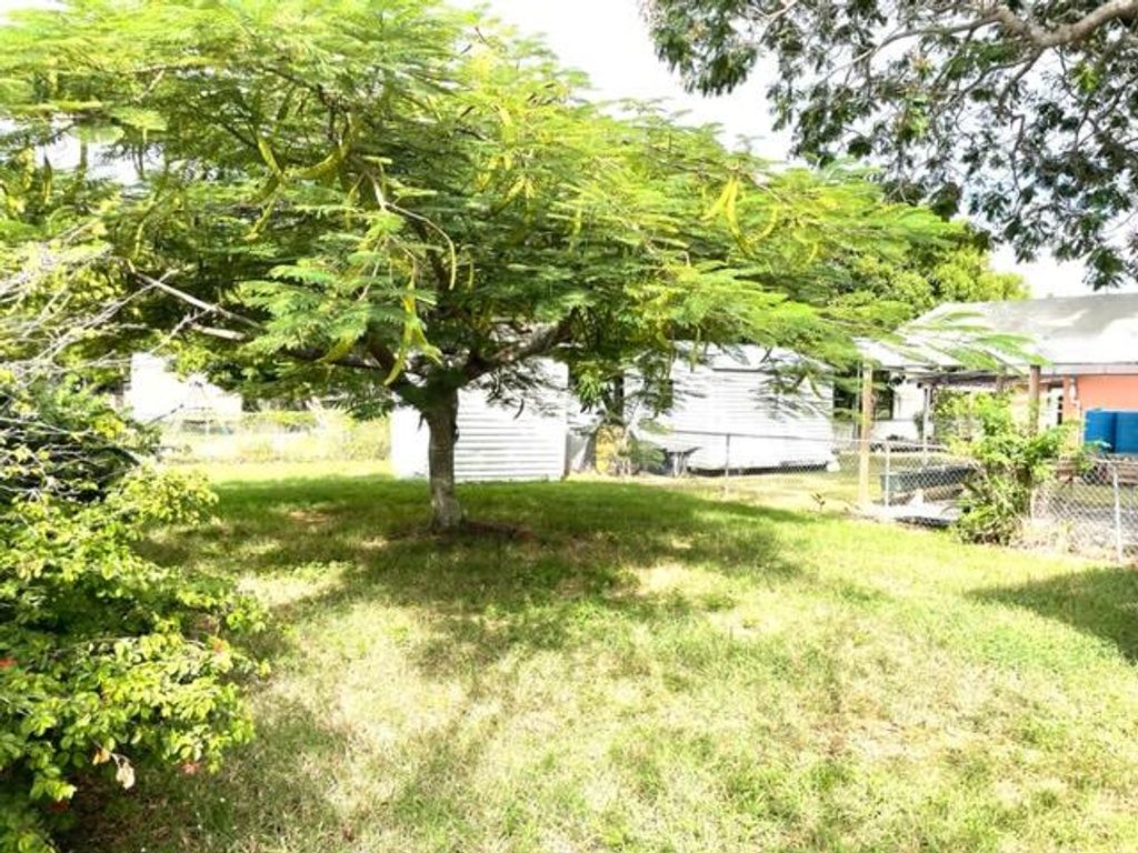 Photo of 2104 Golfview Court, Fort Pierce, FL 34950 (MLS # R10933648)