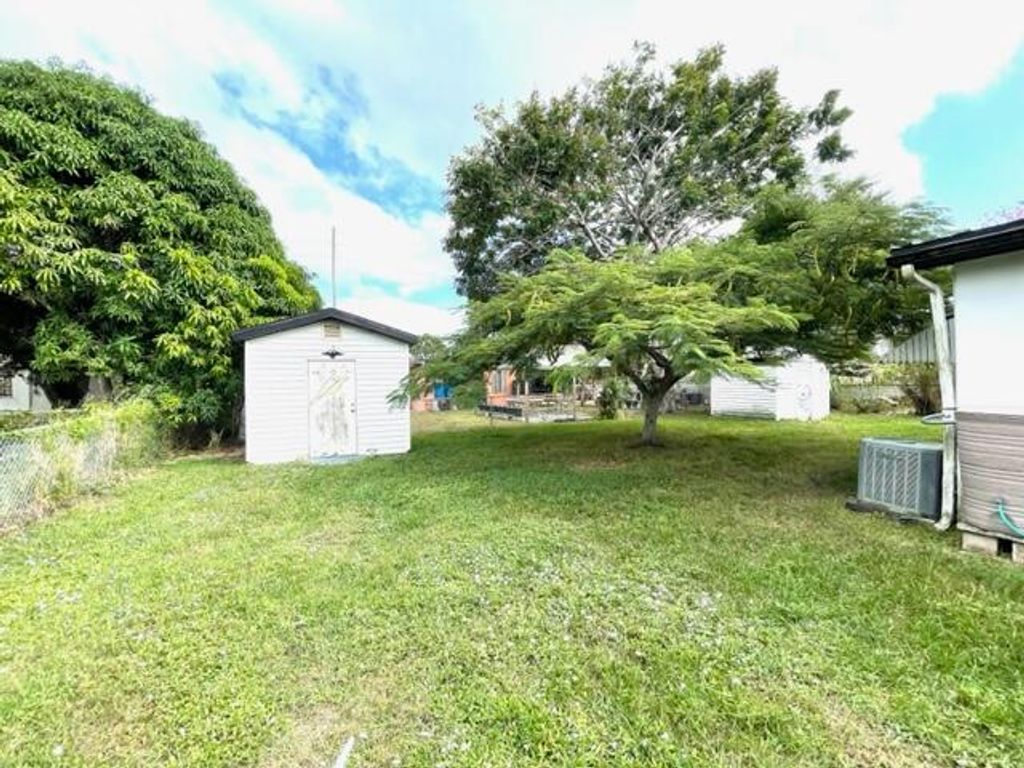 Photo of 2104 Golfview Court, Fort Pierce, FL 34950 (MLS # R10933648)