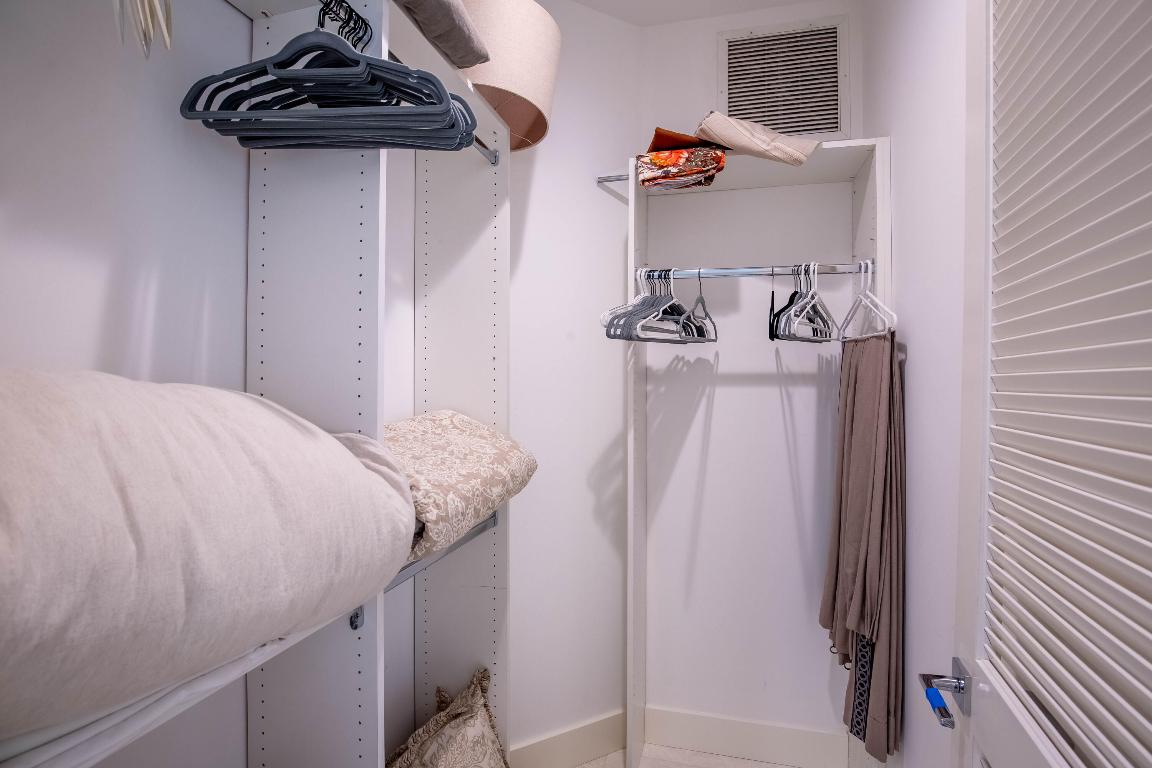 BROOKSIDE 4 - Residential