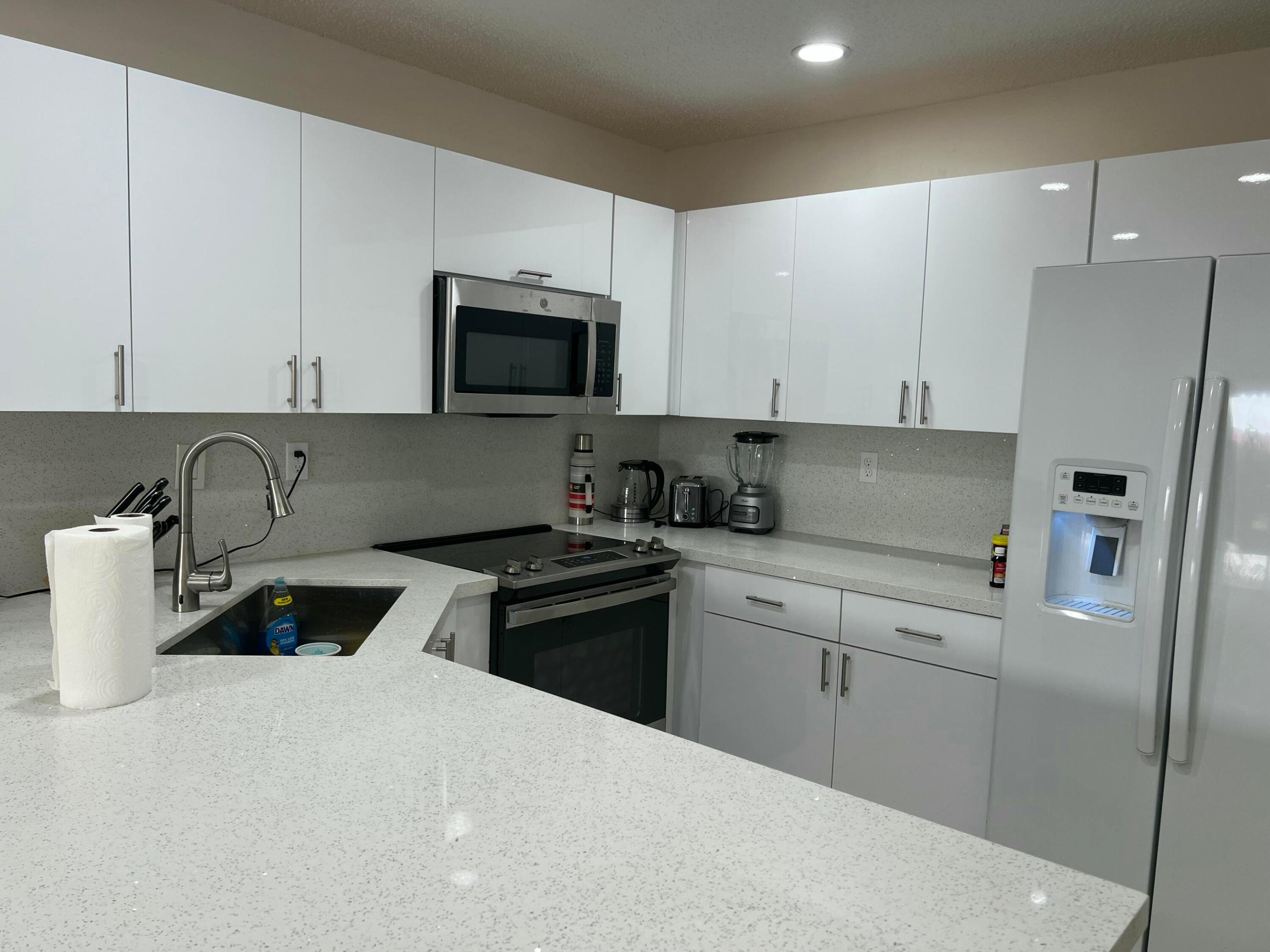 UNIVERSITY COURTS SUB - Residential