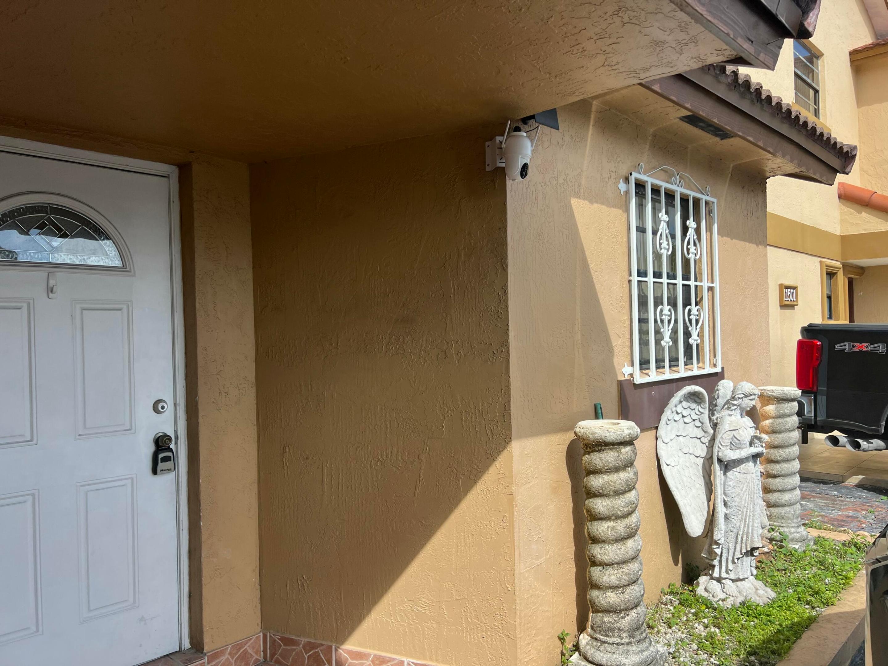 UNIVERSITY COURTS SUB - Residential