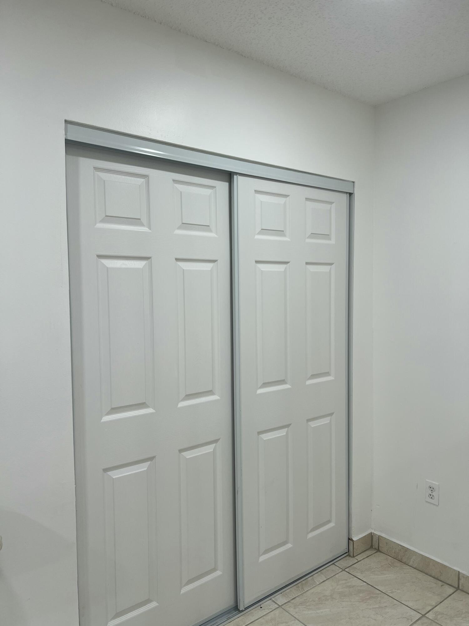 UNIVERSITY COURTS SUB - Residential