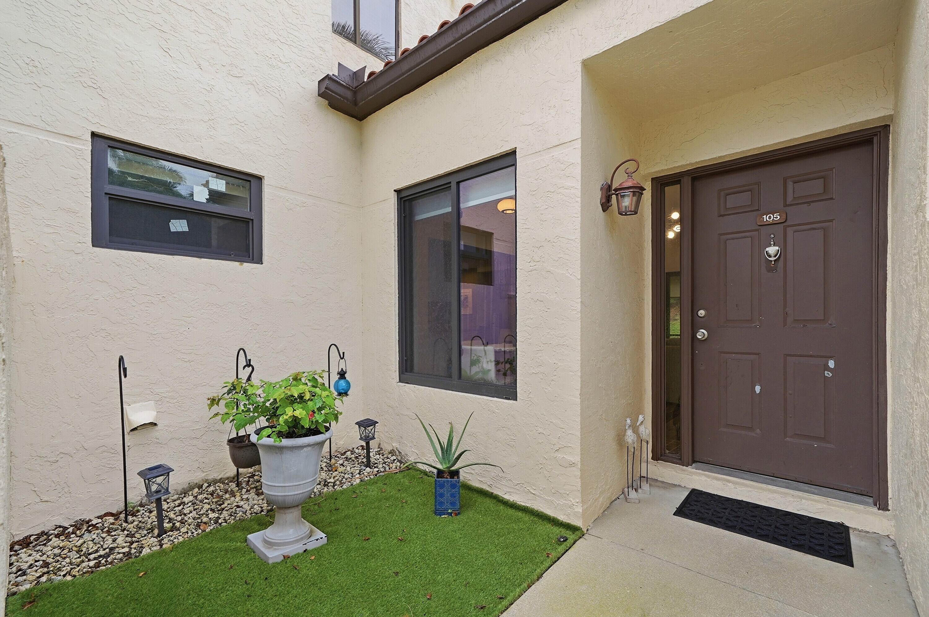 SOUTH LAKE CONDO - Residential