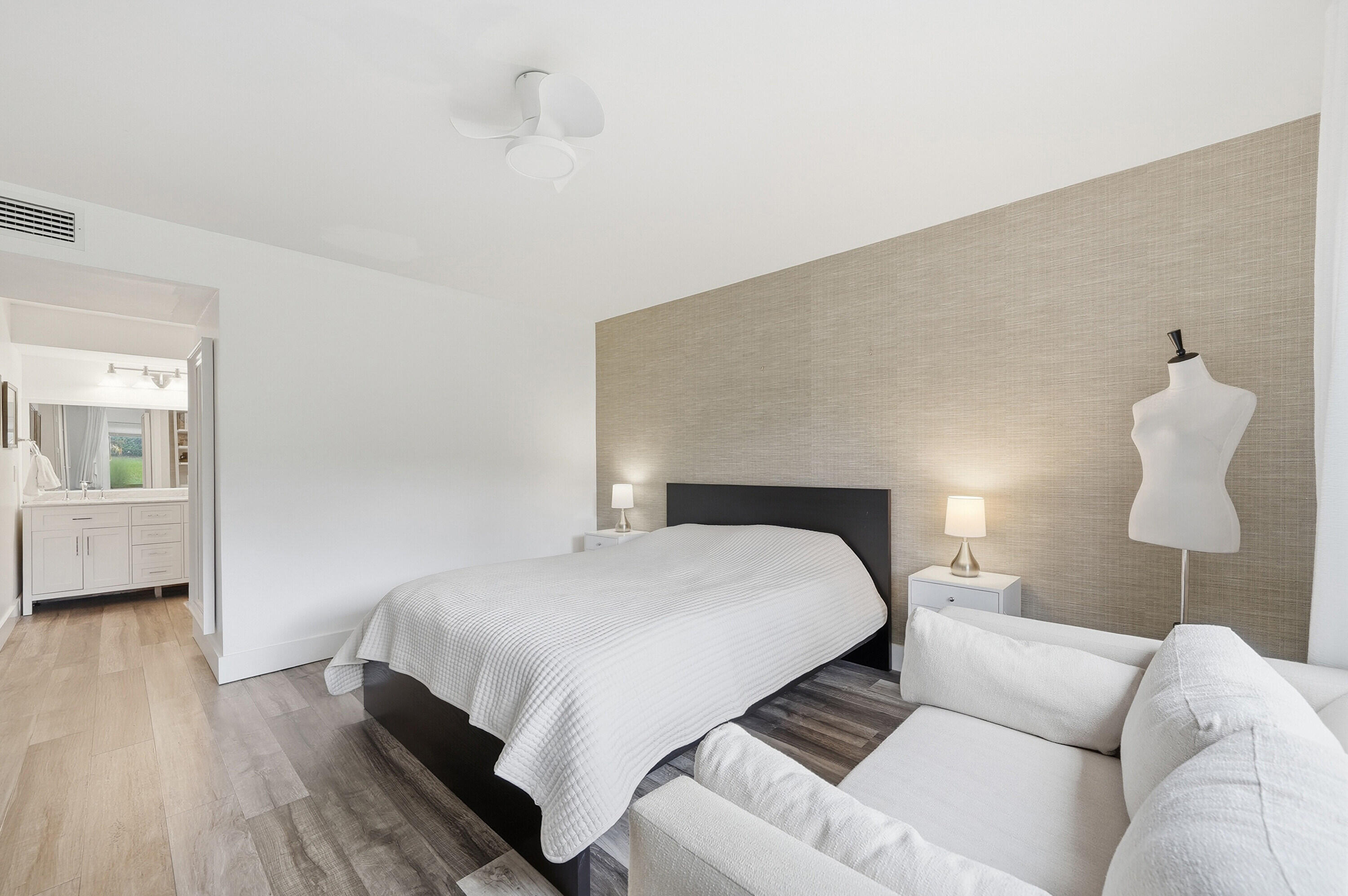 SOUTH LAKE CONDO - Residential