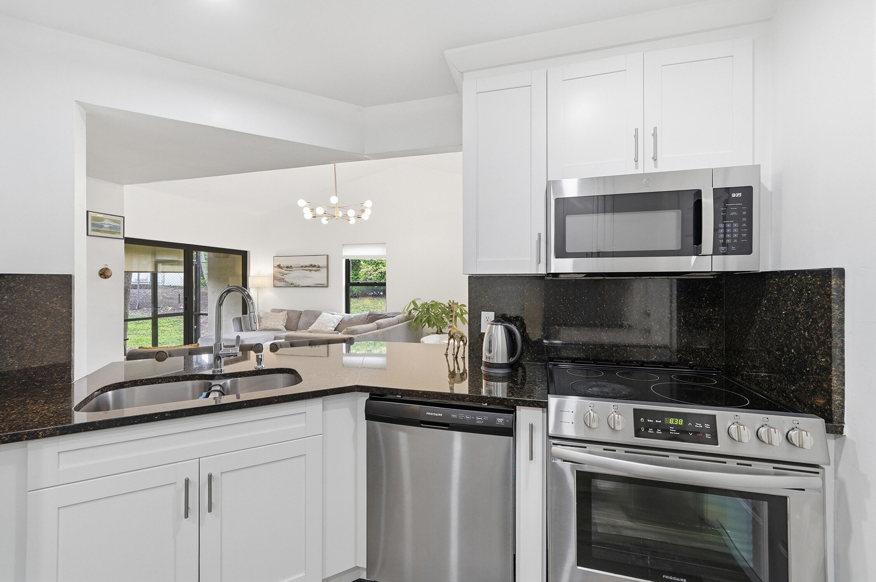 SOUTH LAKE CONDO - Residential