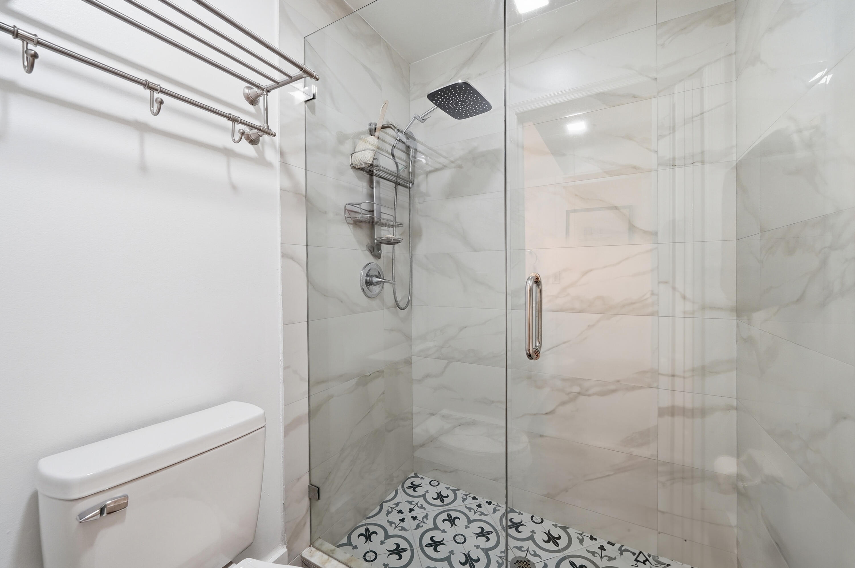 SOUTH LAKE CONDO - Residential