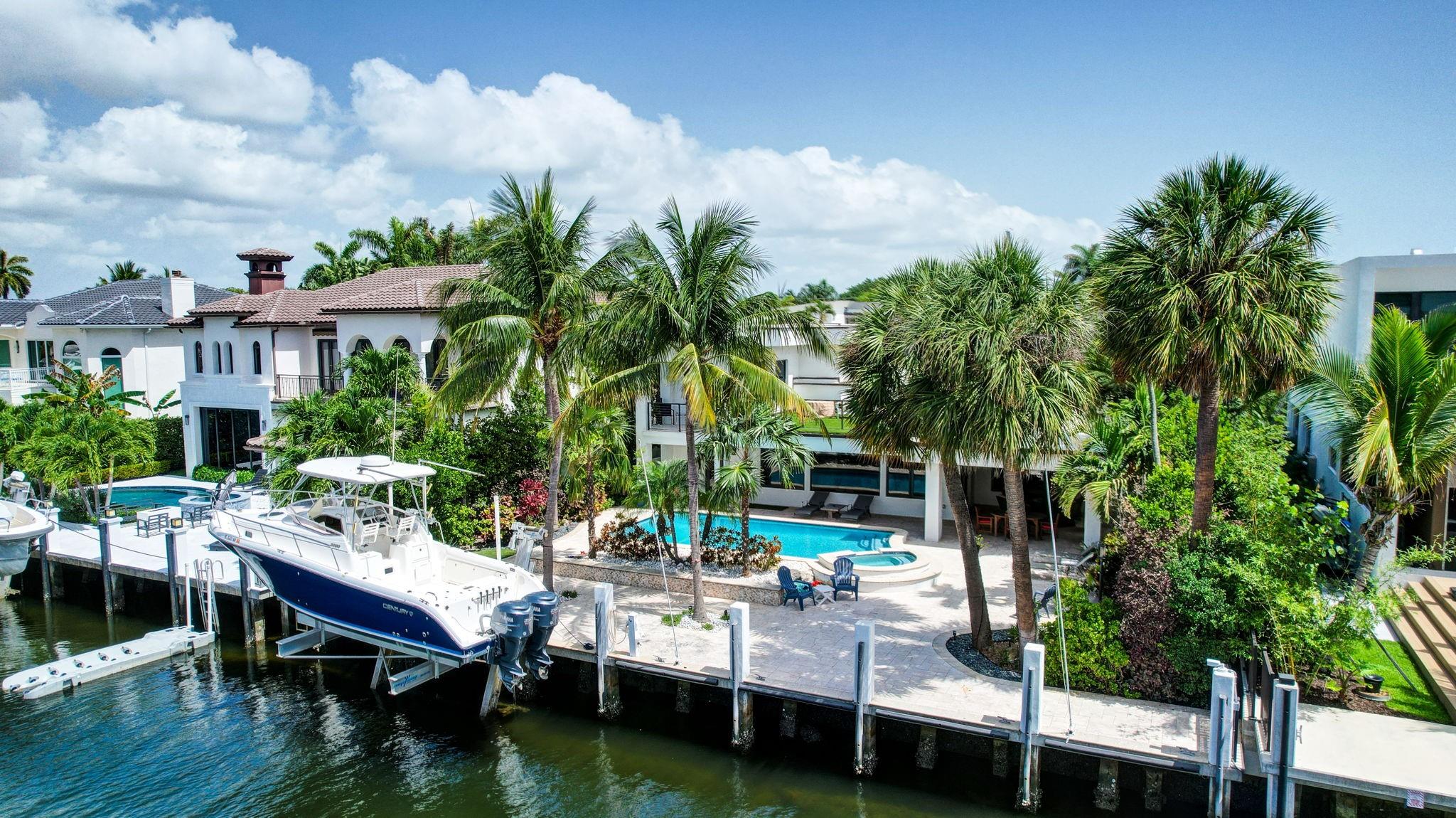 2632 Sea Island Dr