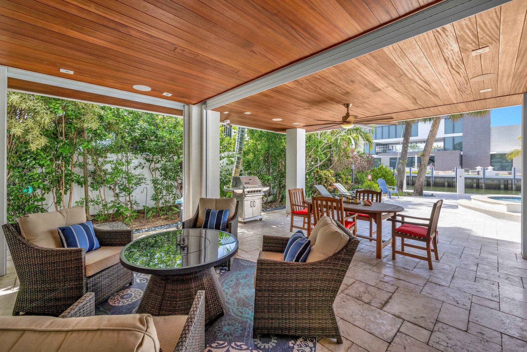 2632 Sea Island Dr