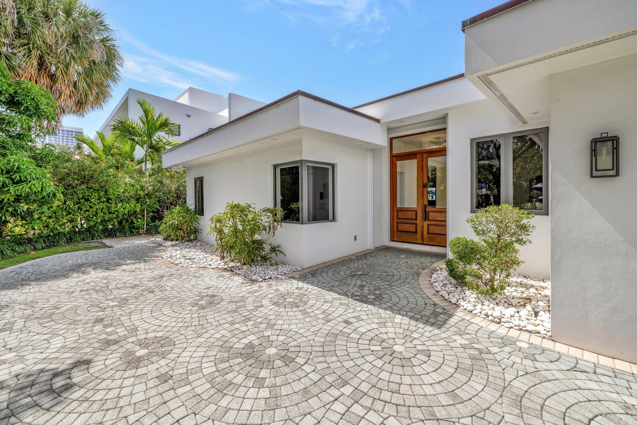 Seven Isles - Residential